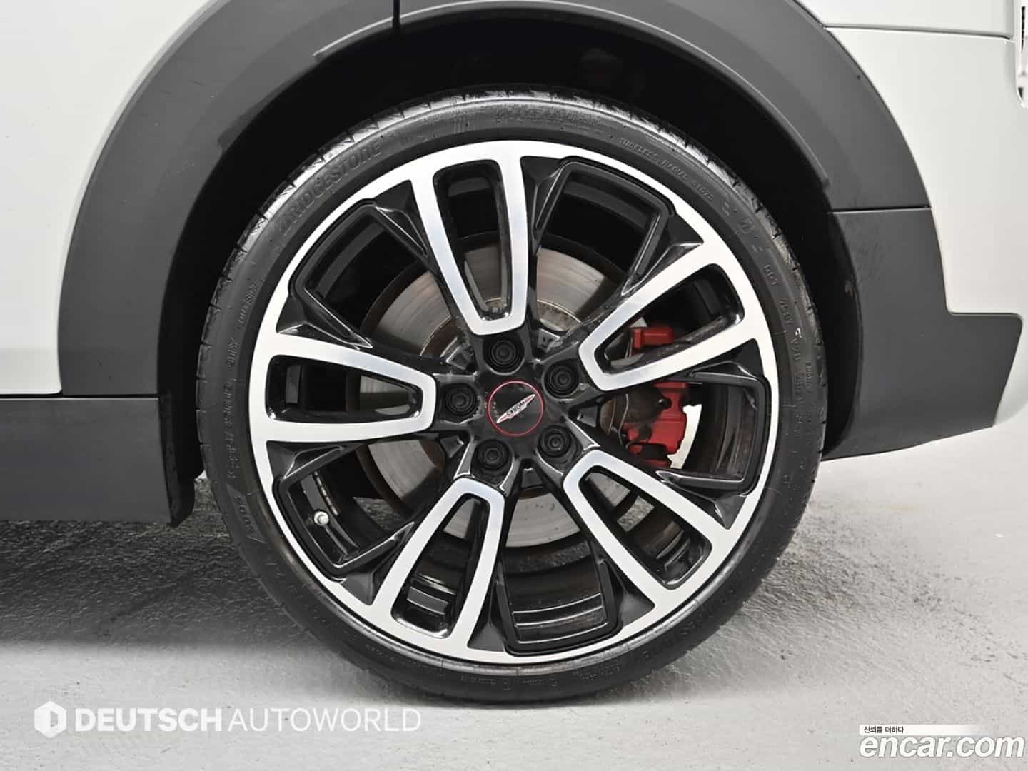 Clubman Mini 2022.11-OUTER-005