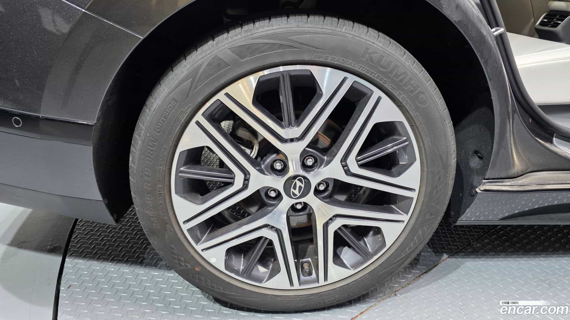 Grandeur Hyundai 2024.10-OUTER-005