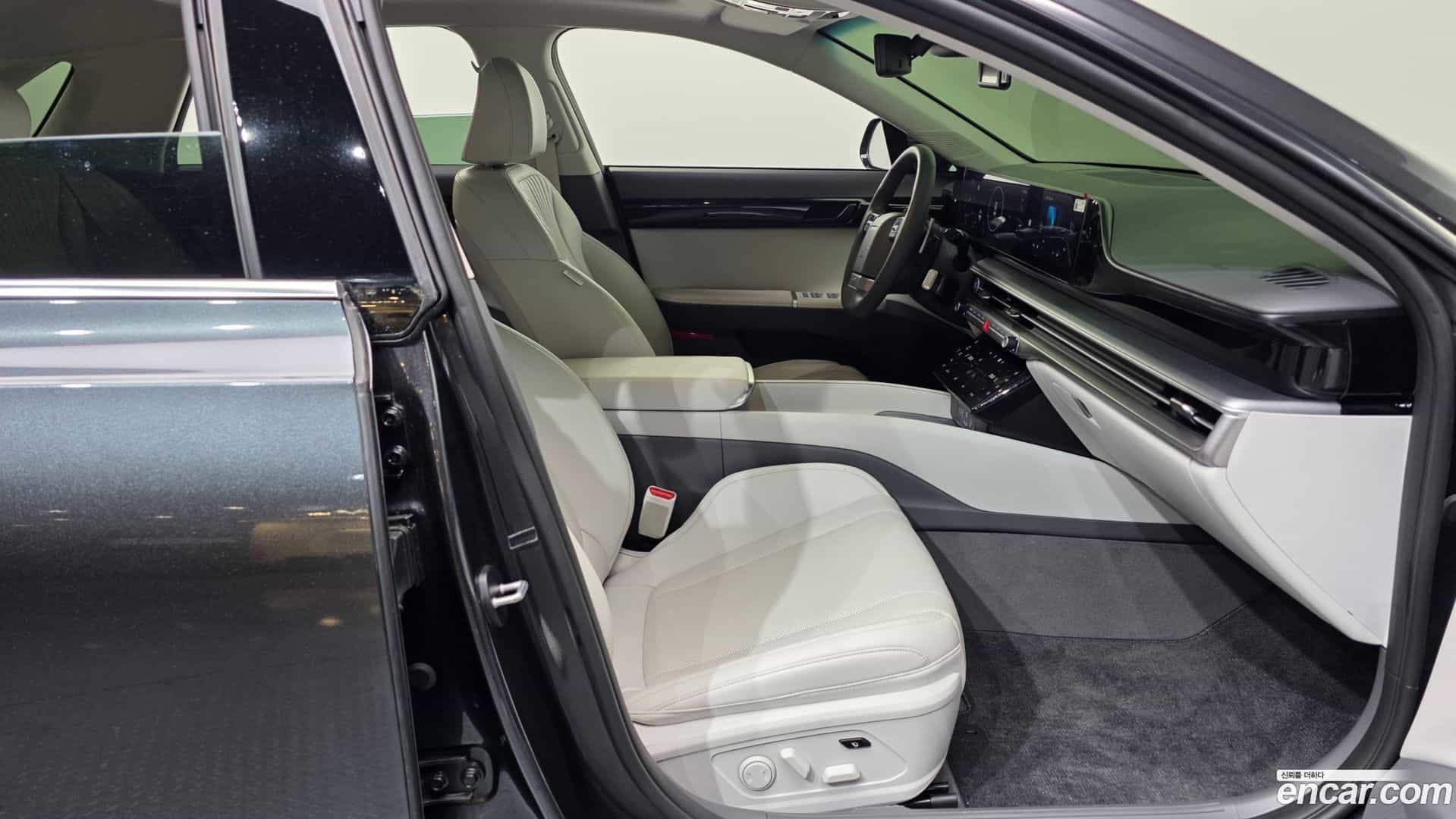 Grandeur Hyundai 2024.10-OPTION-015