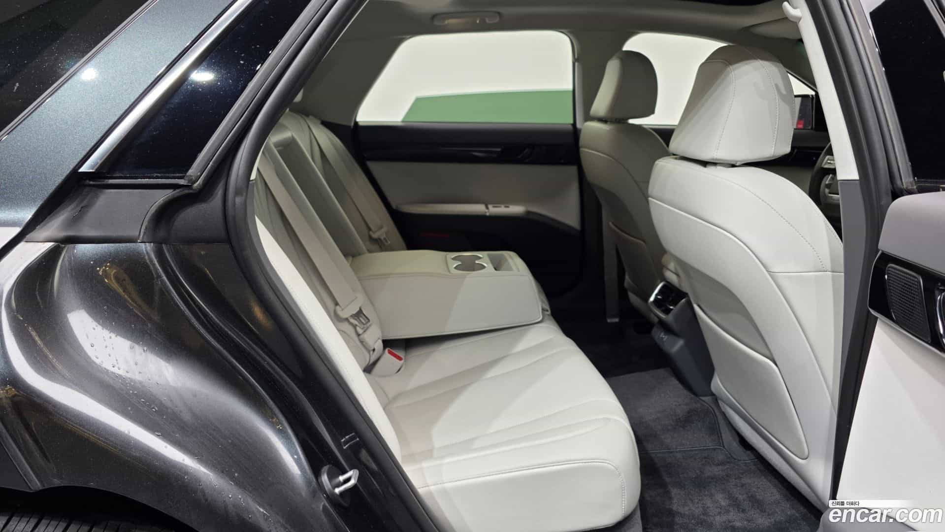 Grandeur Hyundai 2024.10-OPTION-016
