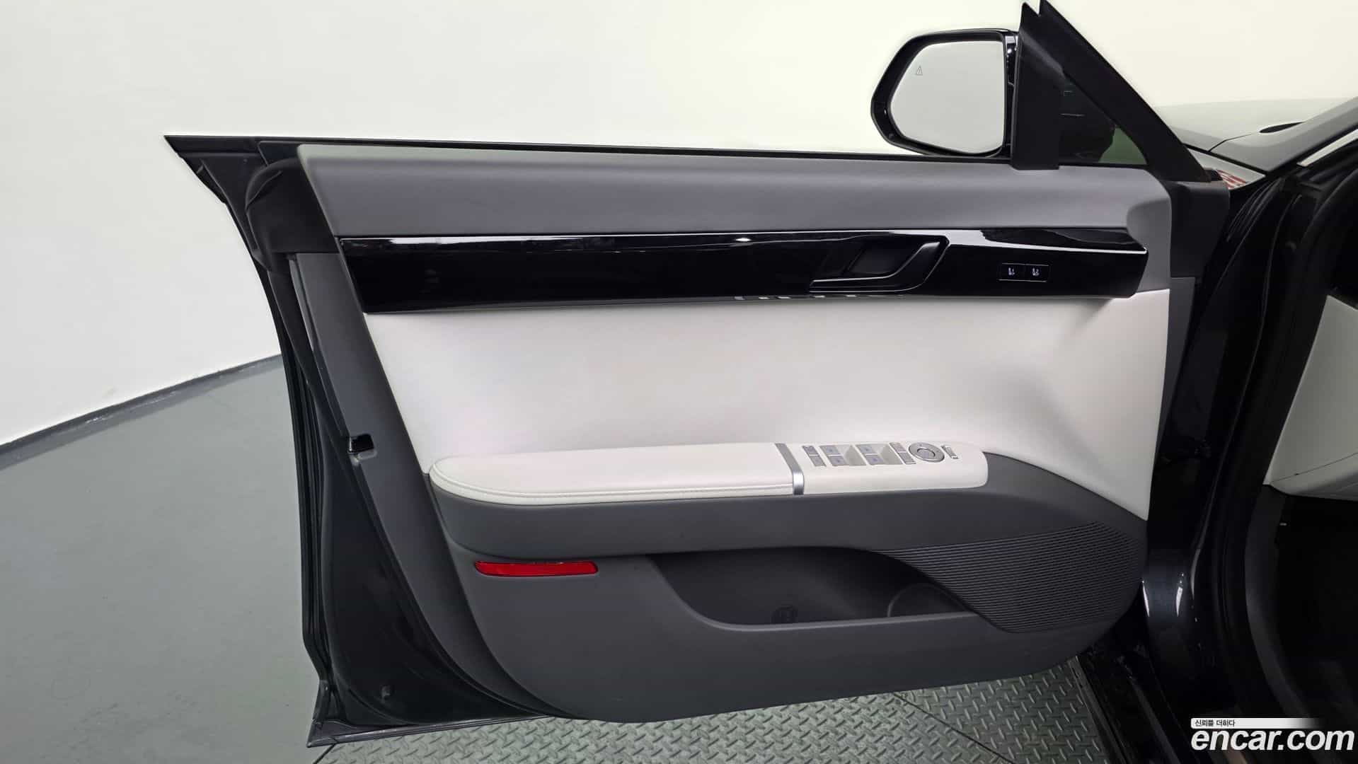 Grandeur Hyundai 2024.10-INNER-034