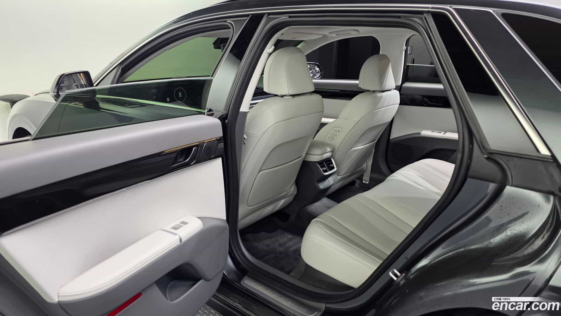 Grandeur Hyundai 2024.10-INNER-036