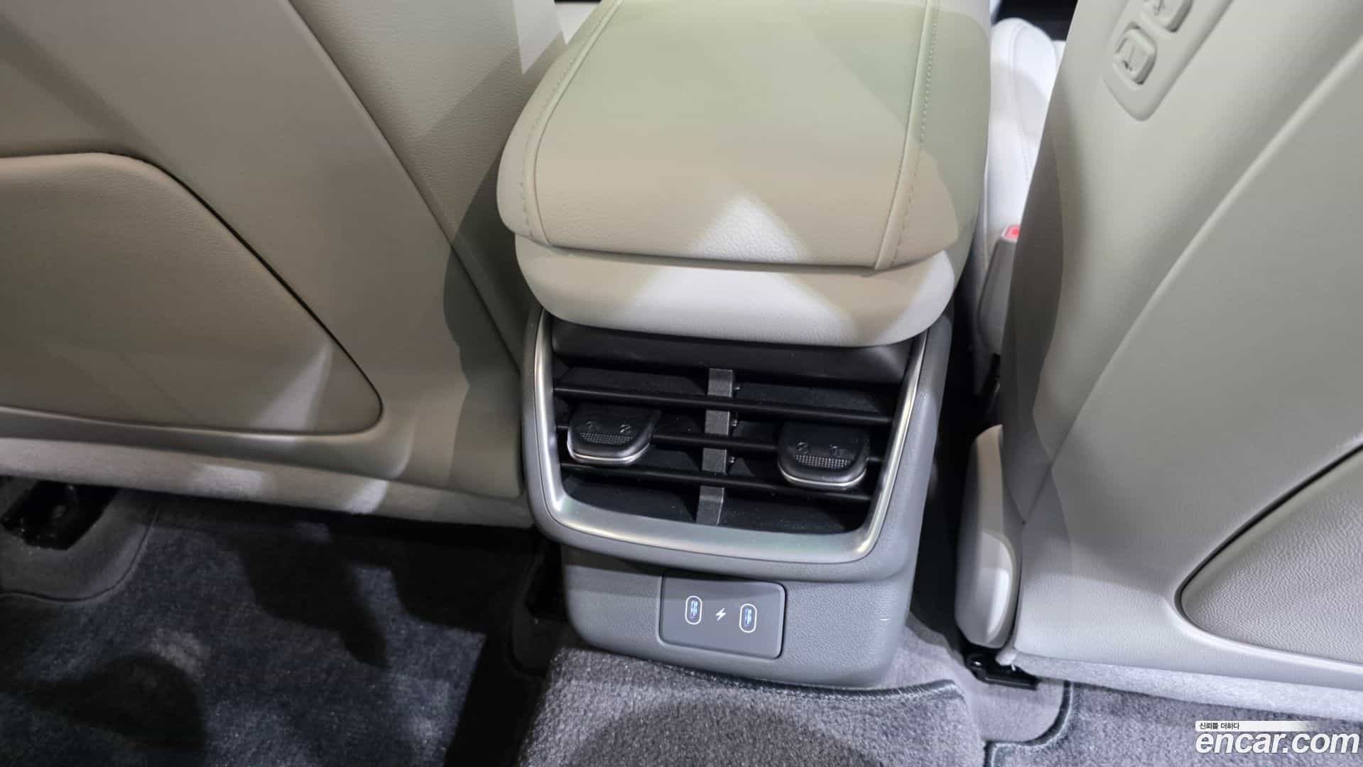 Grandeur Hyundai 2024.10-OPTION-051