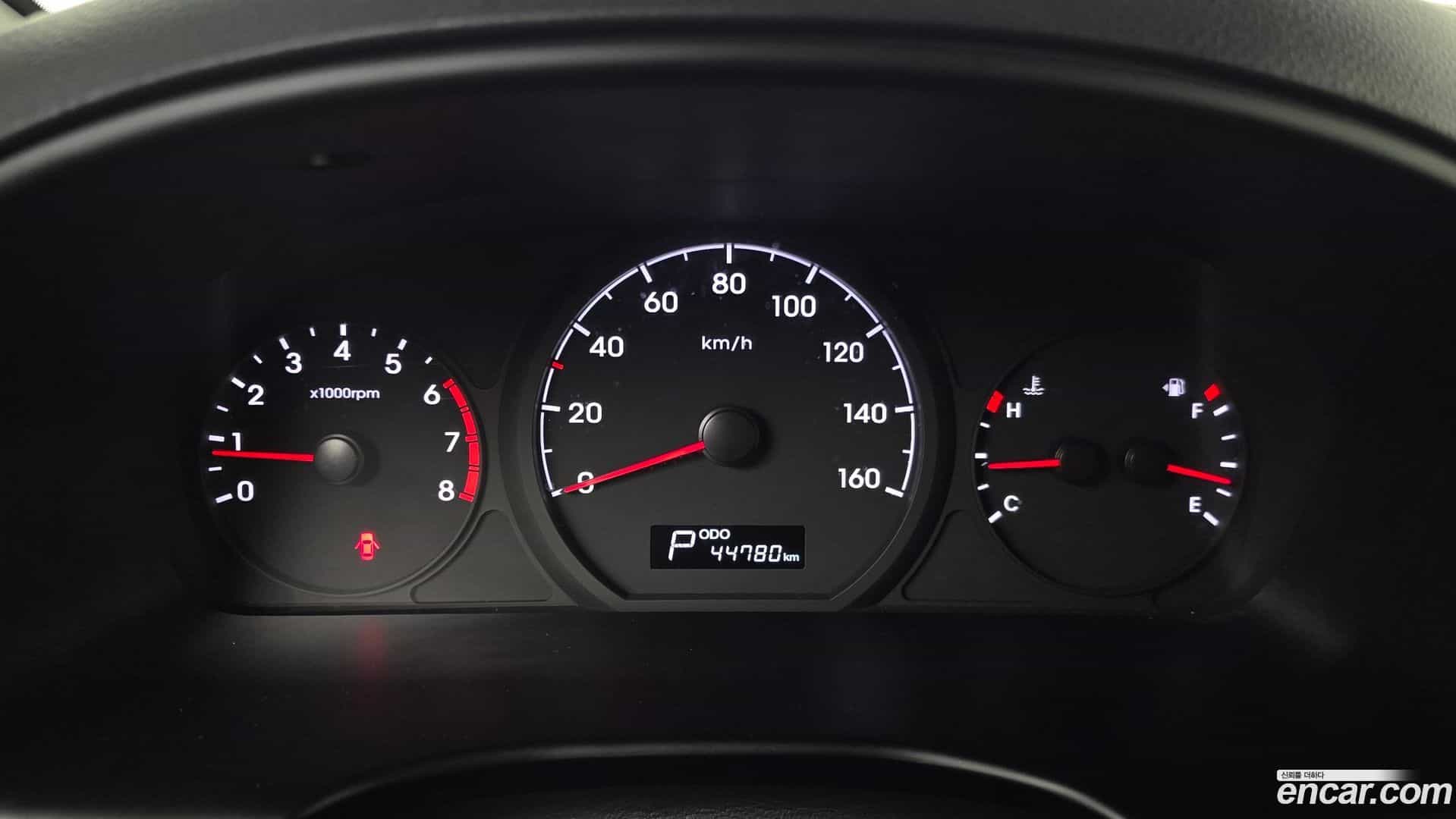 Starex Hyundai 2019.8-INNER-008