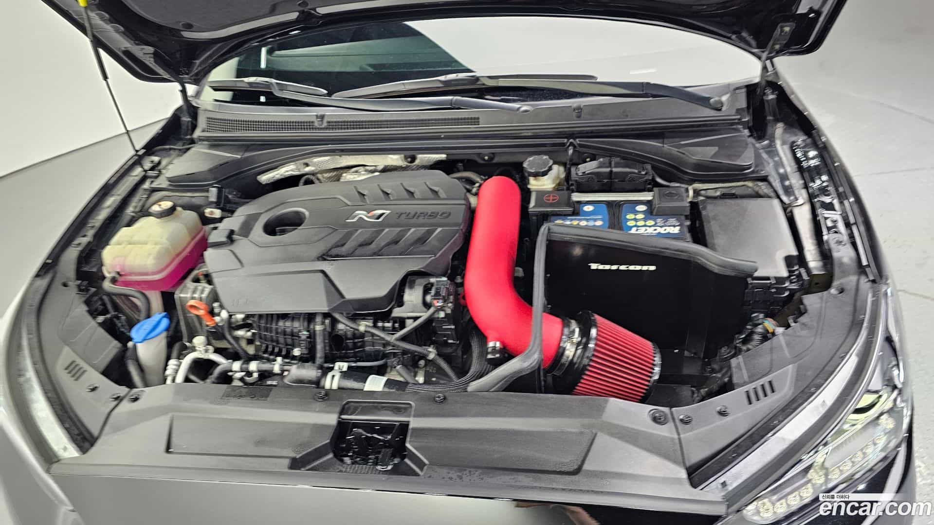 Veloster Hyundai 2020.6-OUTER-006