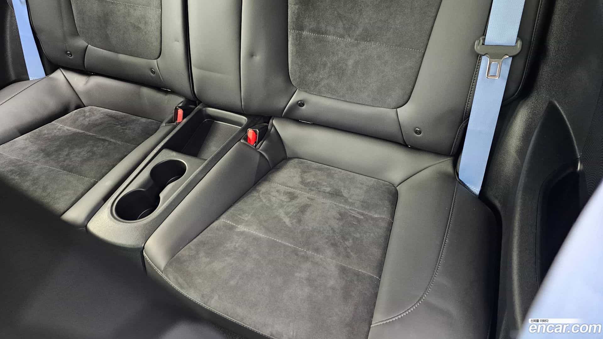 Veloster Hyundai 2020.6-OPTION-016