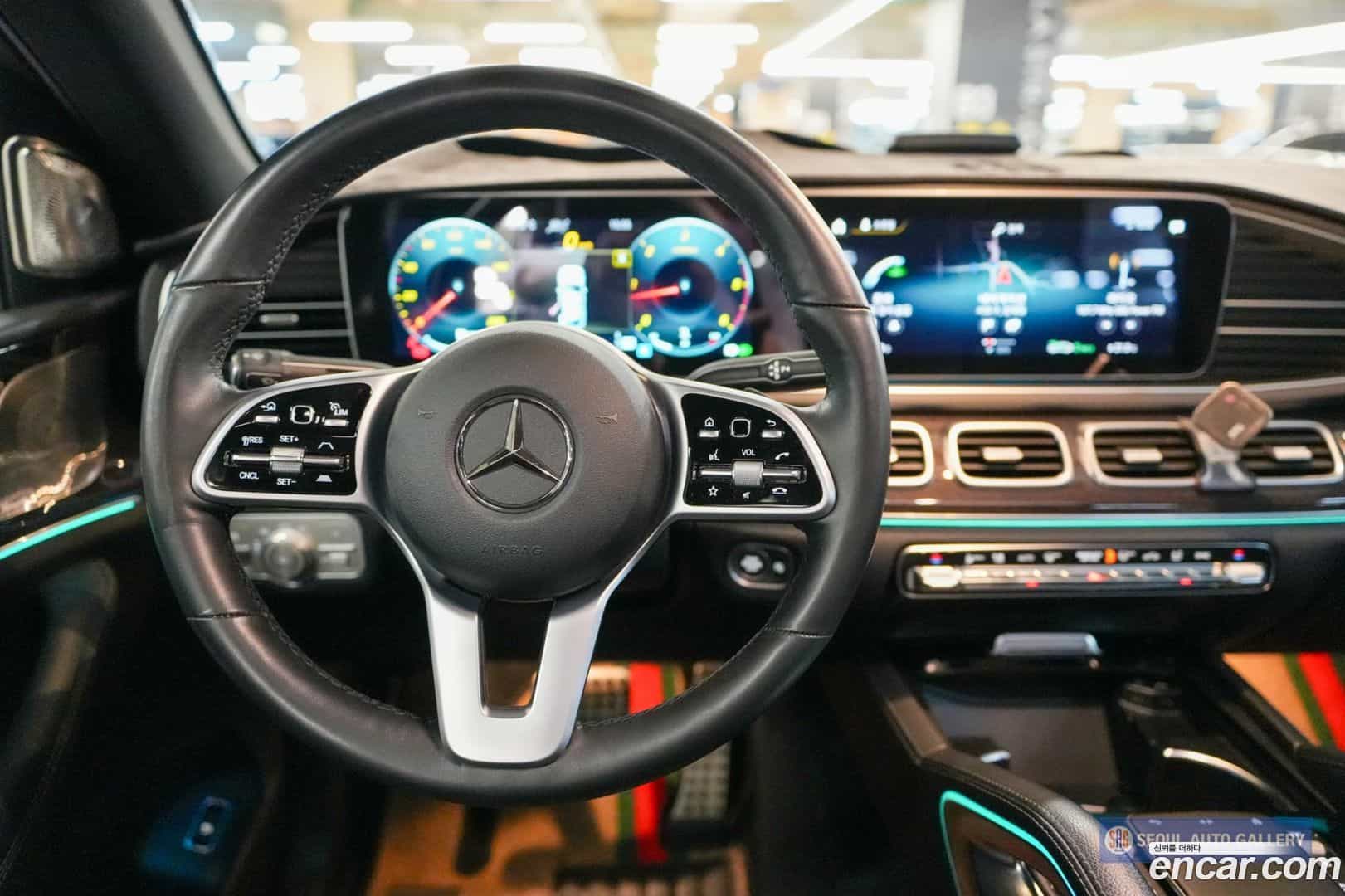 GLE-Class Mercedes-Benz 2022.2-INNER-009