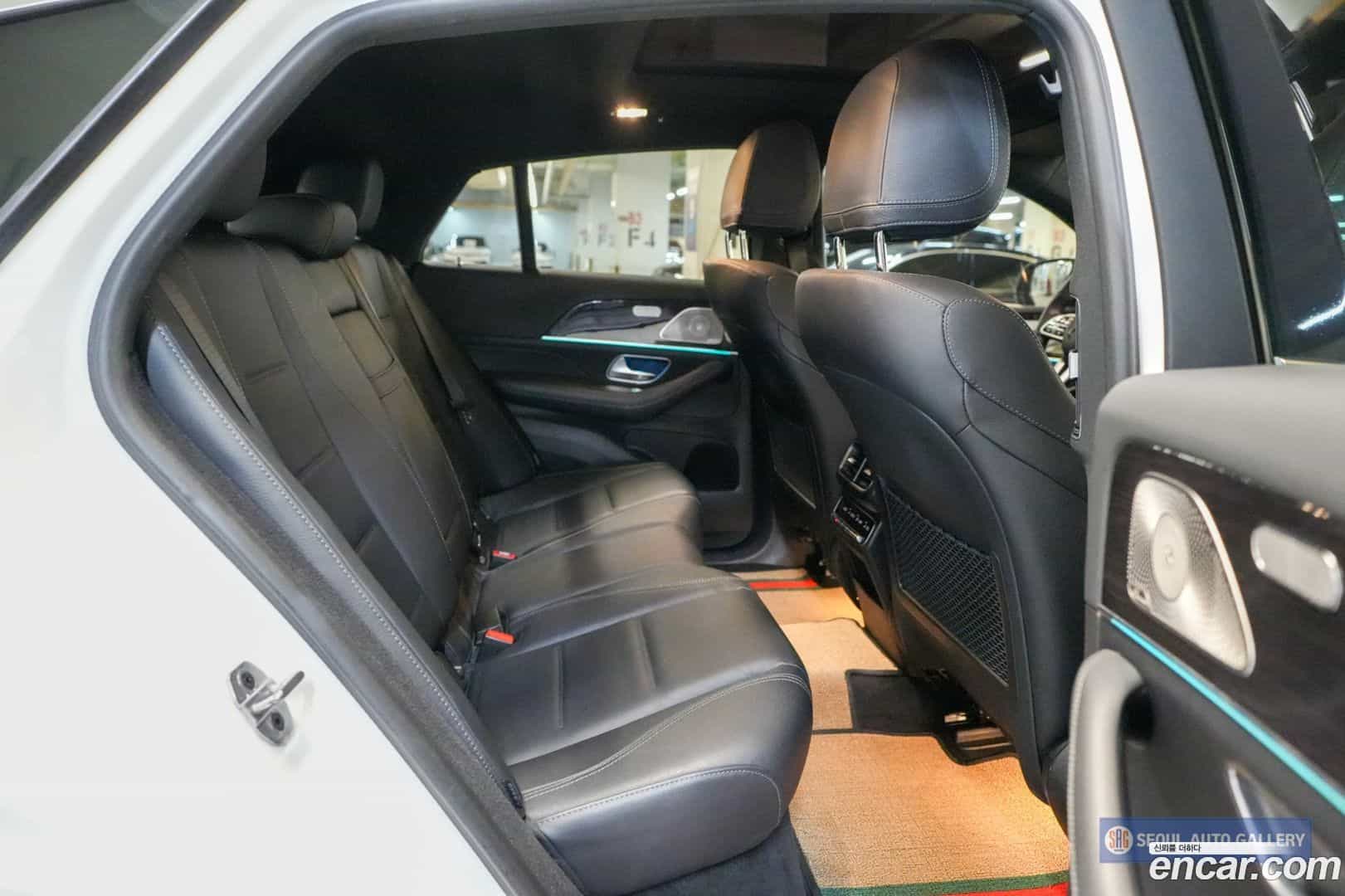 GLE-Class Mercedes-Benz 2022.2-OPTION-016