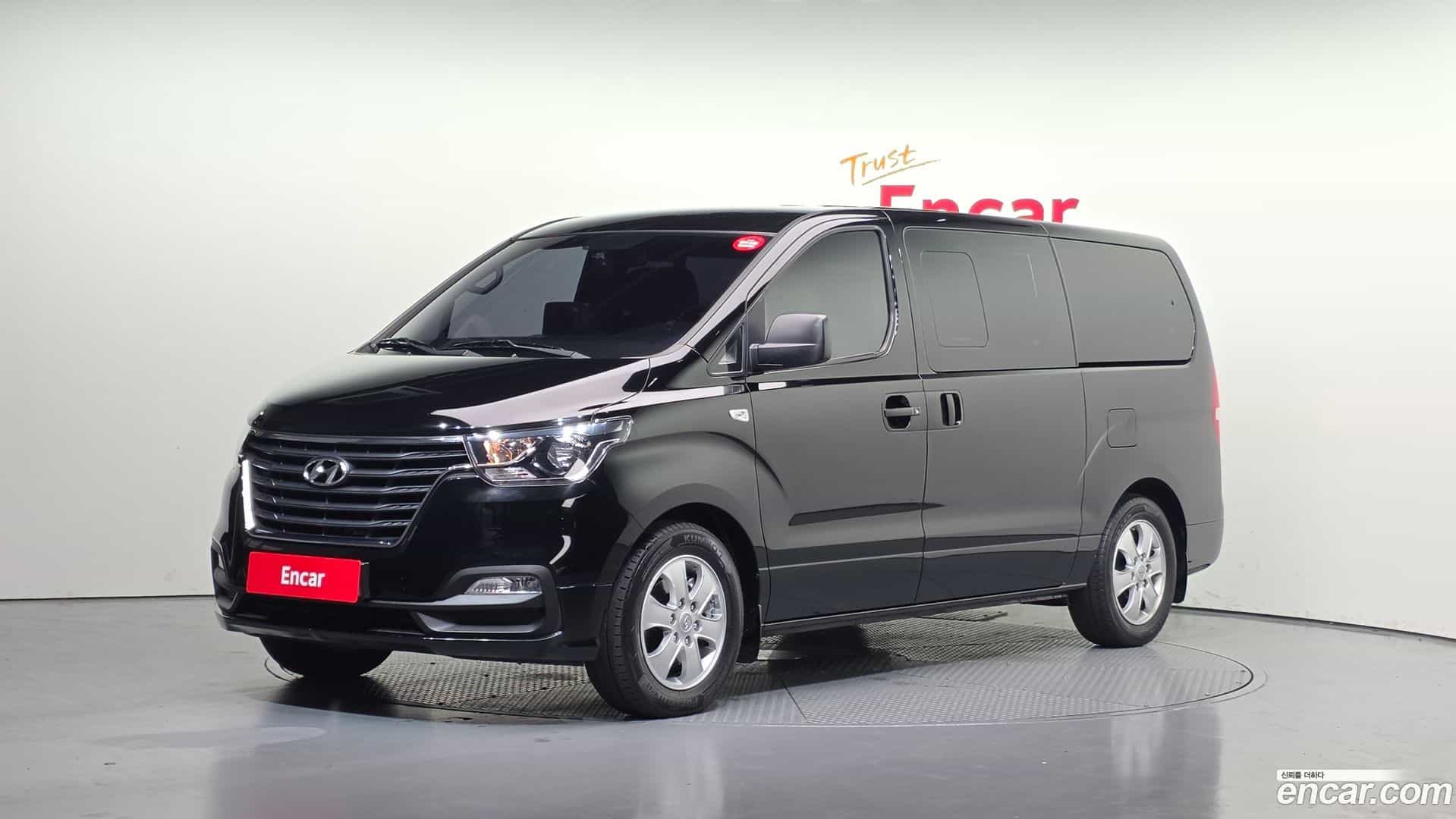 Starex Hyundai 2019.2-OUTER-001