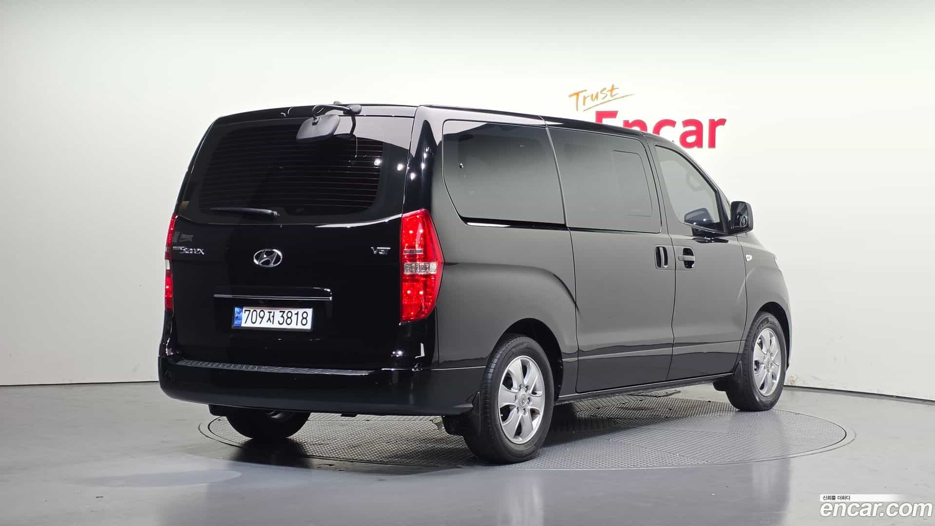 Starex Hyundai 2019.2-OUTER-002