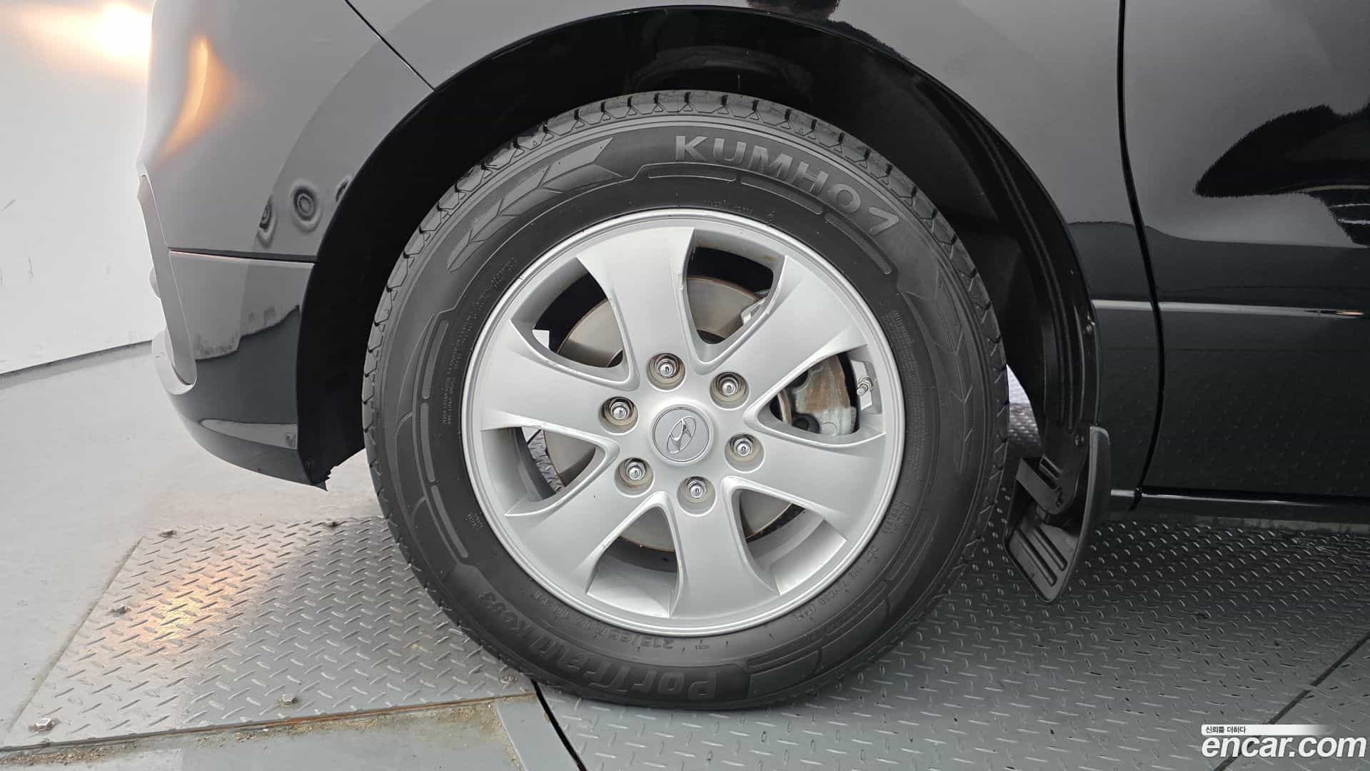 Starex Hyundai 2019.2-OUTER-005