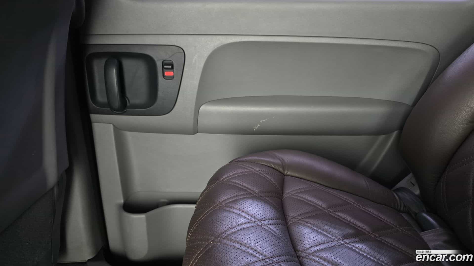Starex Hyundai 2019.2-INNER-035