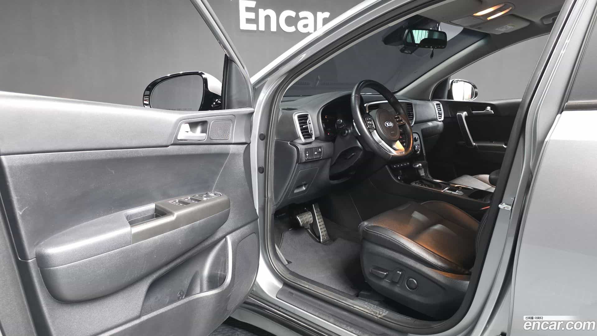 Sportage Kia 2021.4-INNER-010