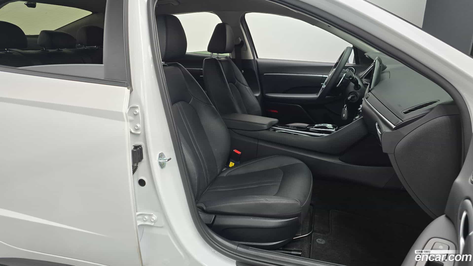 Sonata Hyundai 2021.10-INNER-036