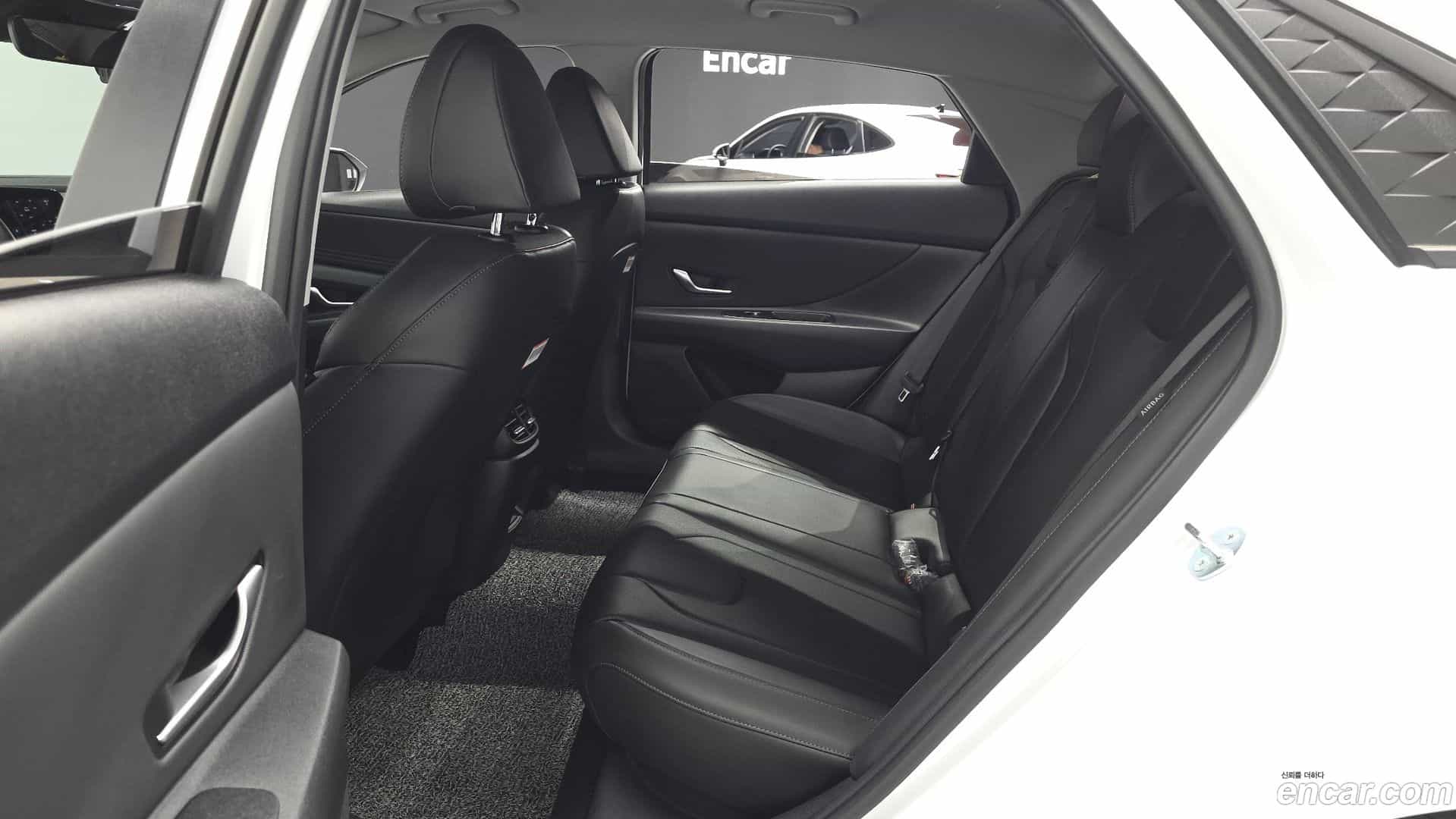 AVANTE Hyundai 2025.5-OPTION-016