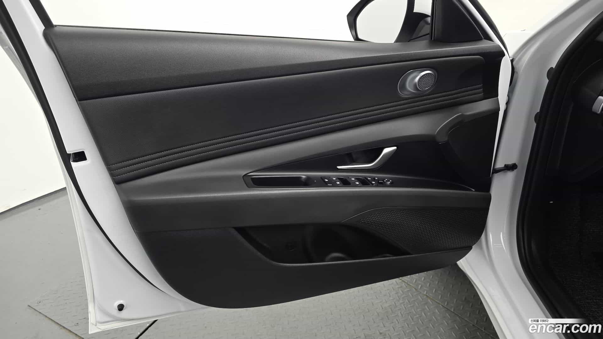 AVANTE Hyundai 2025.5-INNER-034