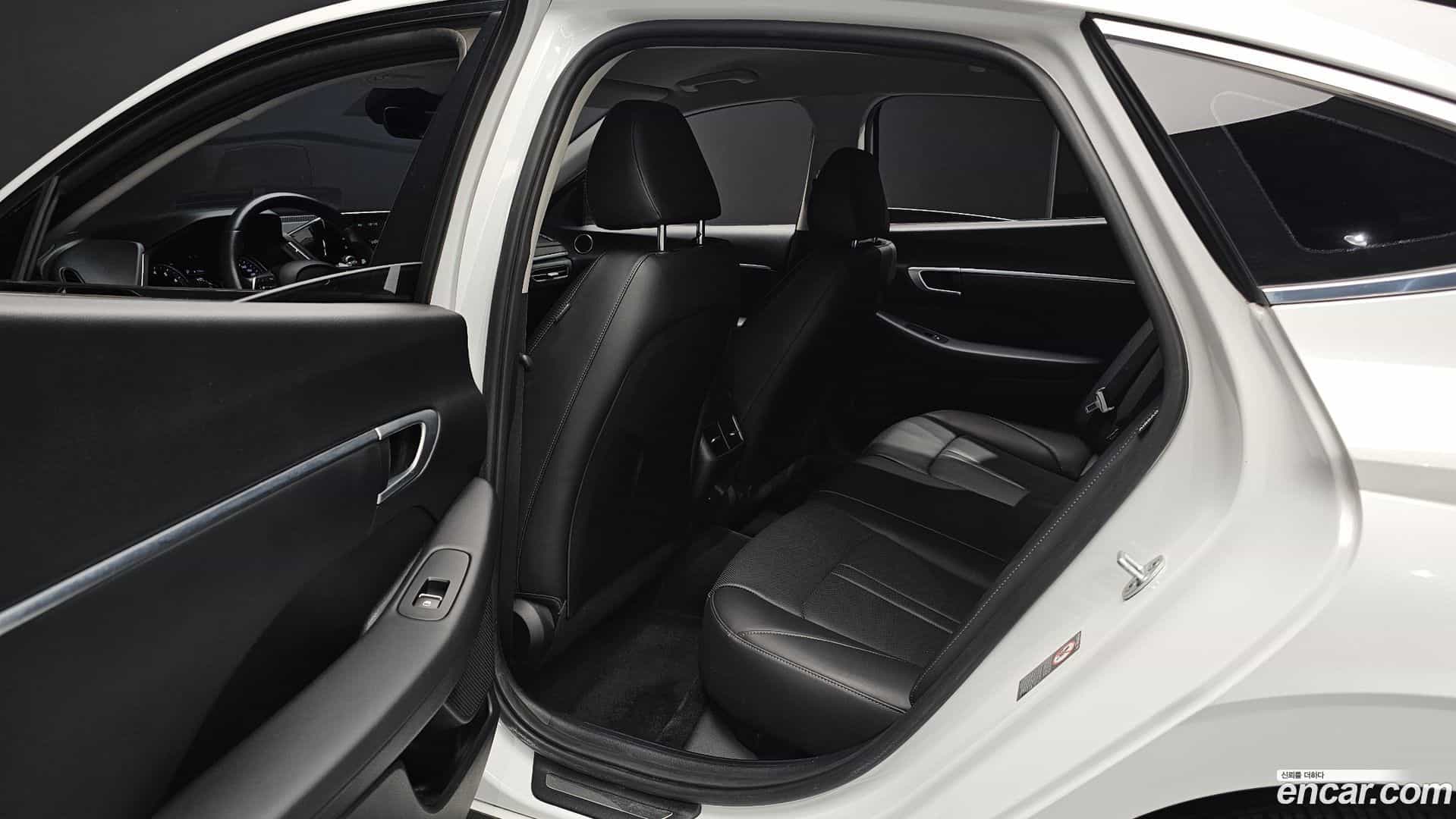 Sonata Hyundai 2019.7-OPTION-016