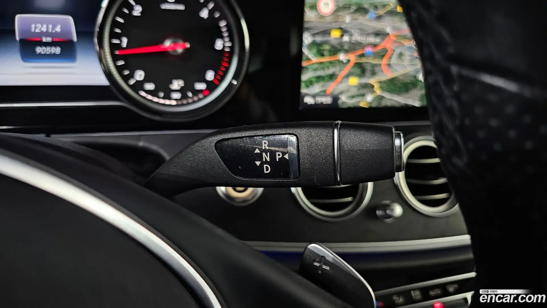 E-Class Mercedes-Benz 2017.2-INNER-009