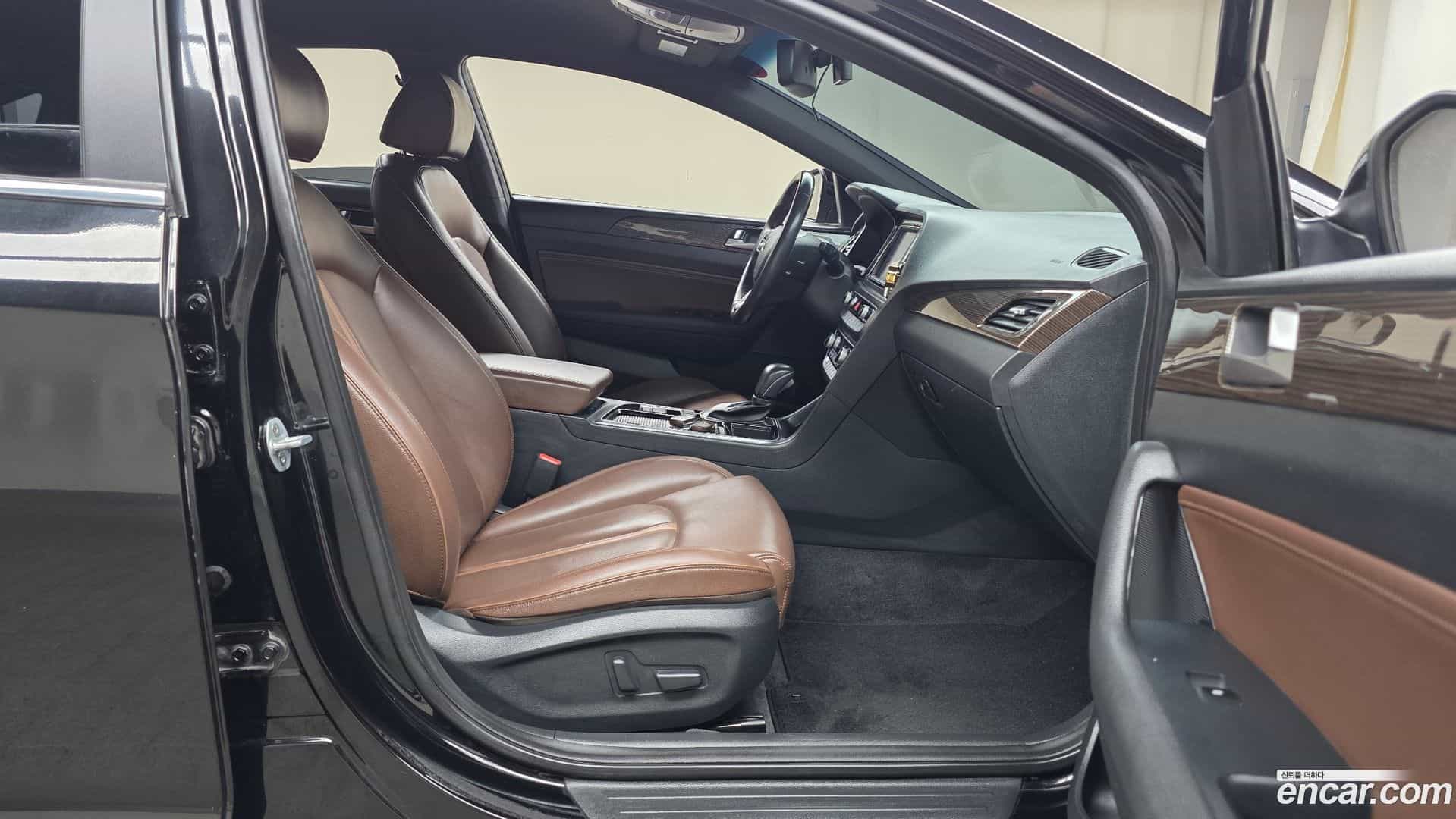 Sonata Hyundai 2018.11-OPTION-015