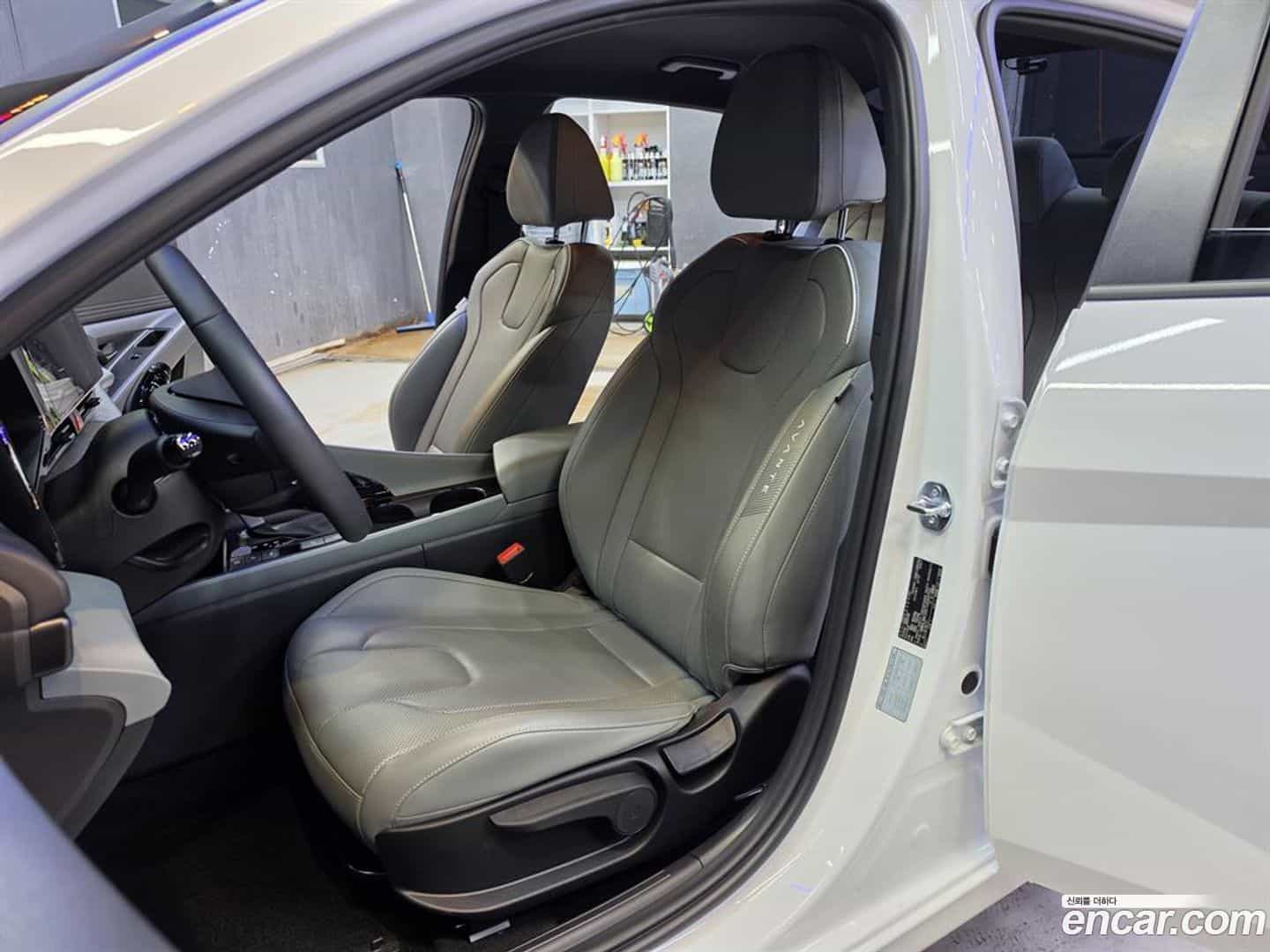 AVANTE Hyundai 2025.4-OPTION-021