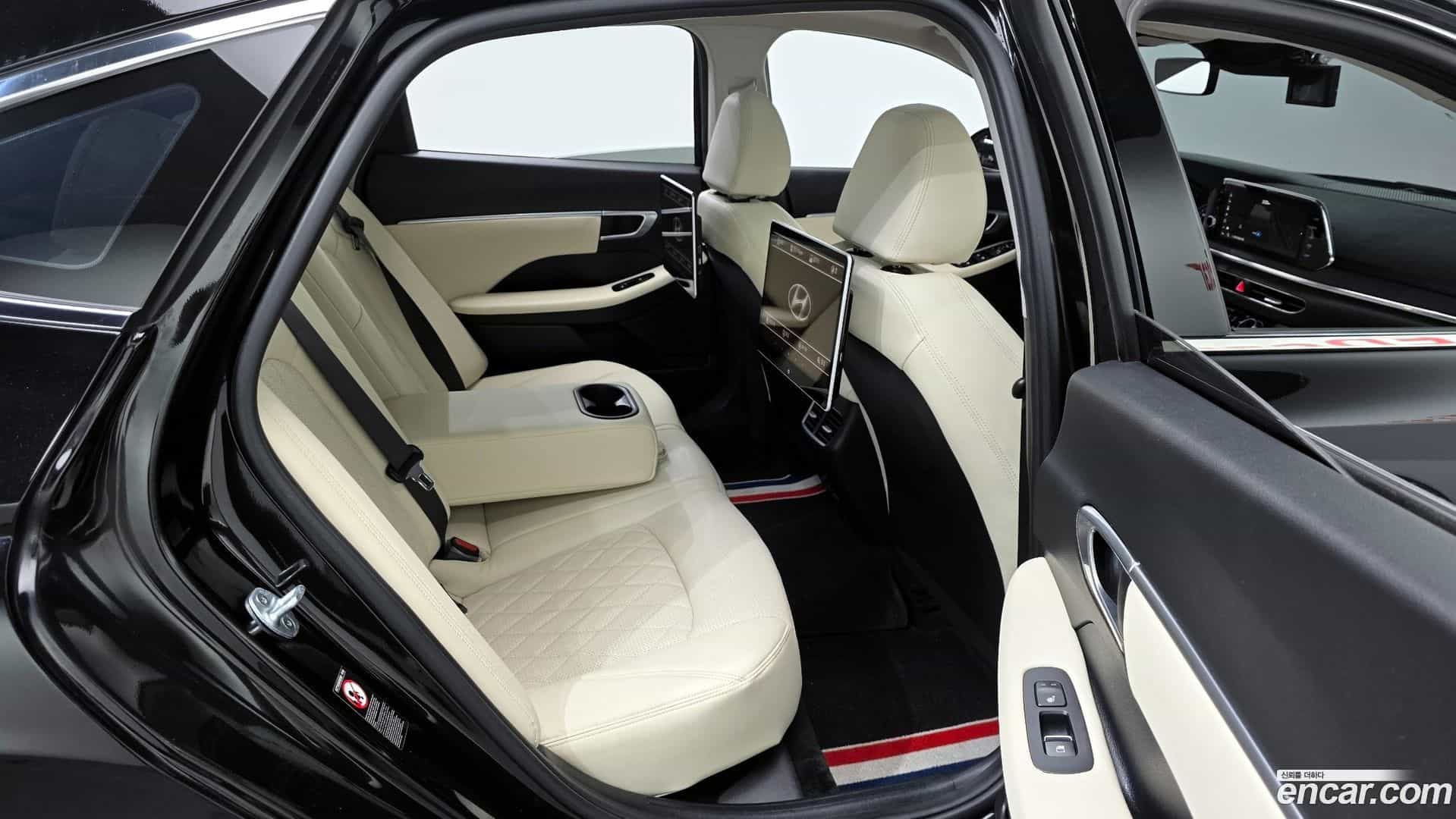 Sonata Hyundai 2019.8-OPTION-040
