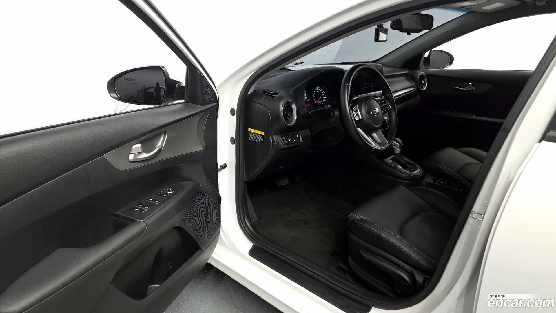 K3 Kia 2021.2-INNER-010