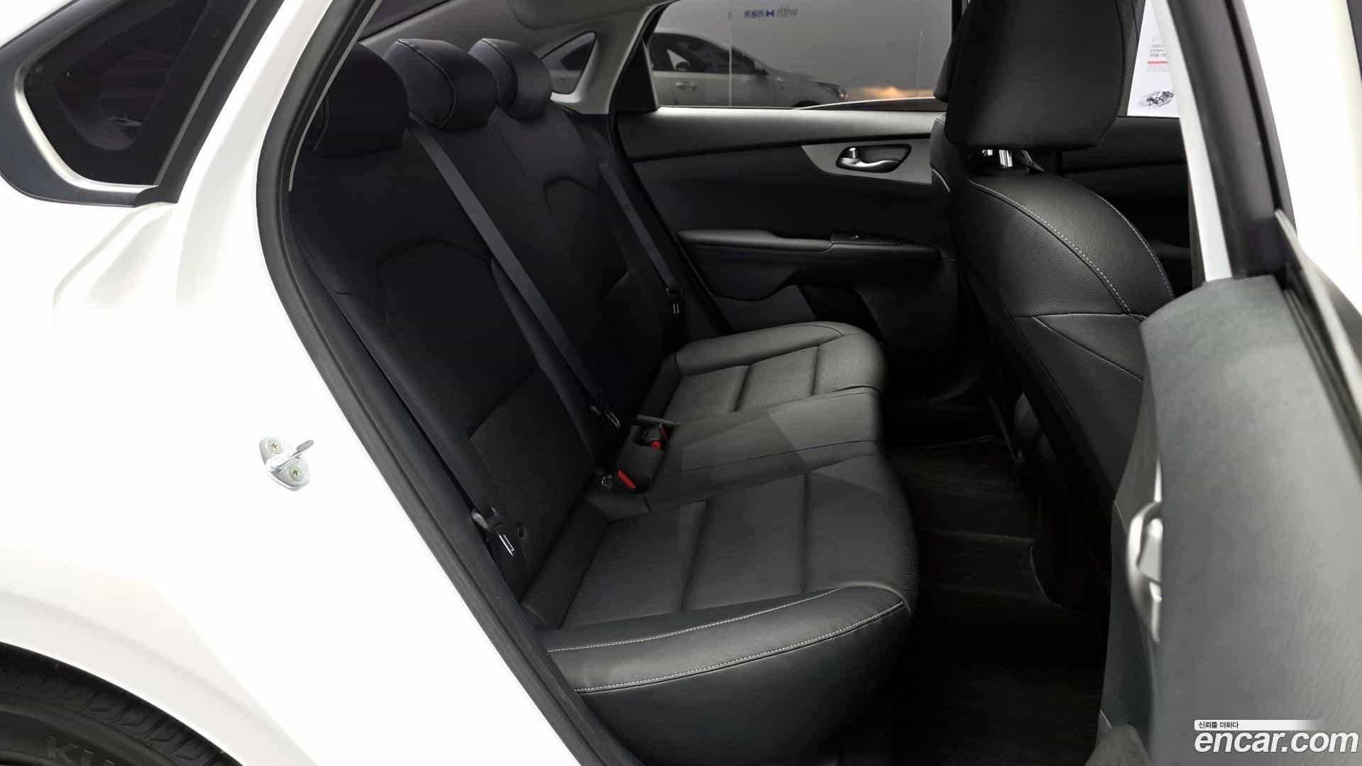 K3 Kia 2021.2-OPTION-015