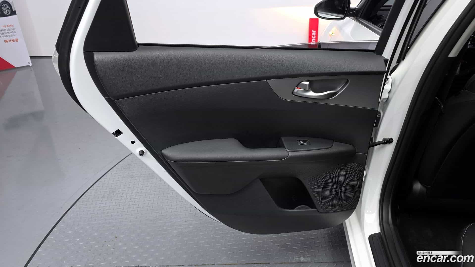 K3 Kia 2021.2-INNER-034