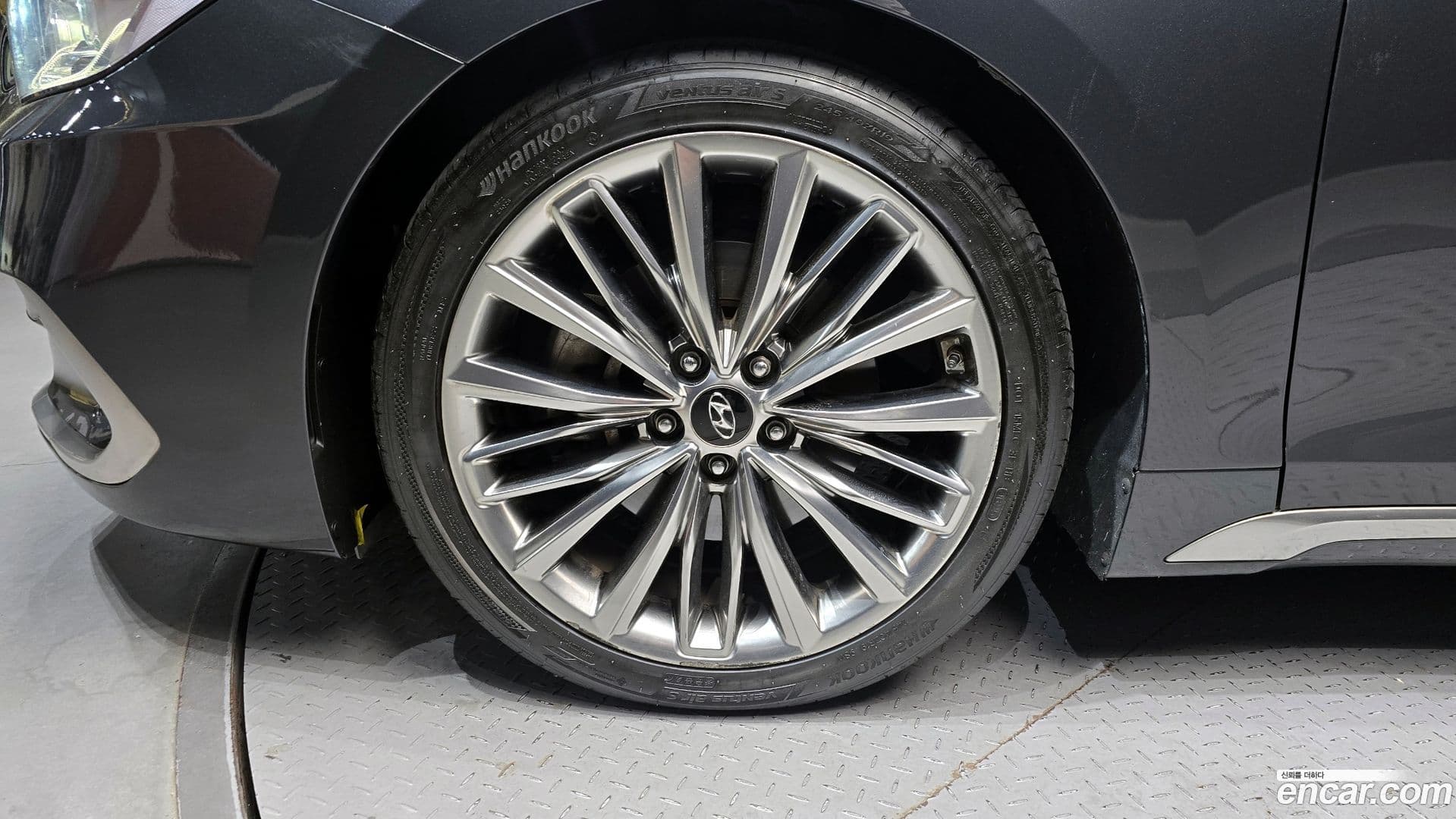 Main__Slider__Photo:Grandeur Hyundai 2018.1-4