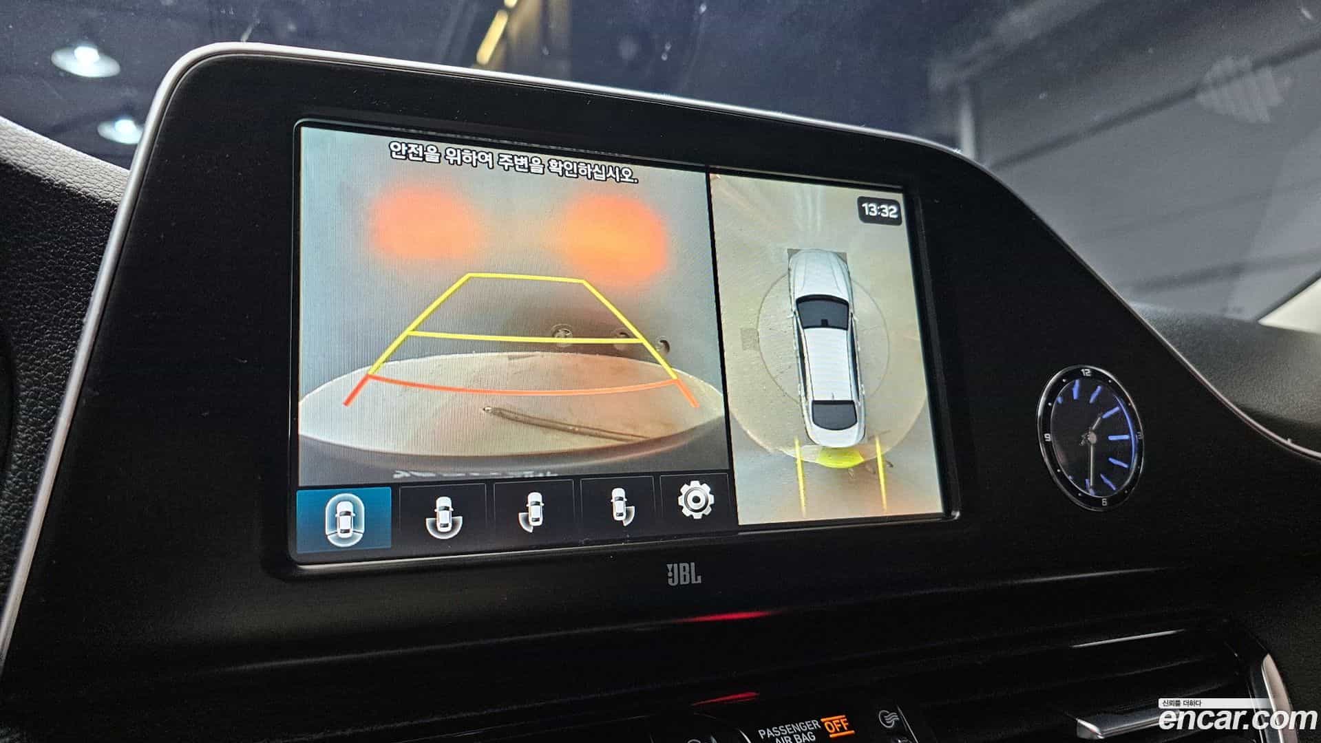 Grandeur Hyundai 2018.1-OPTION-019