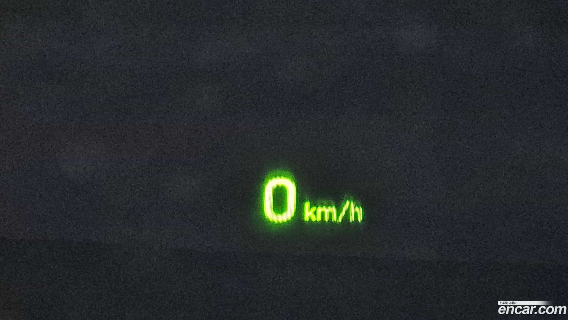 Grandeur Hyundai 2018.1-OPTION-021