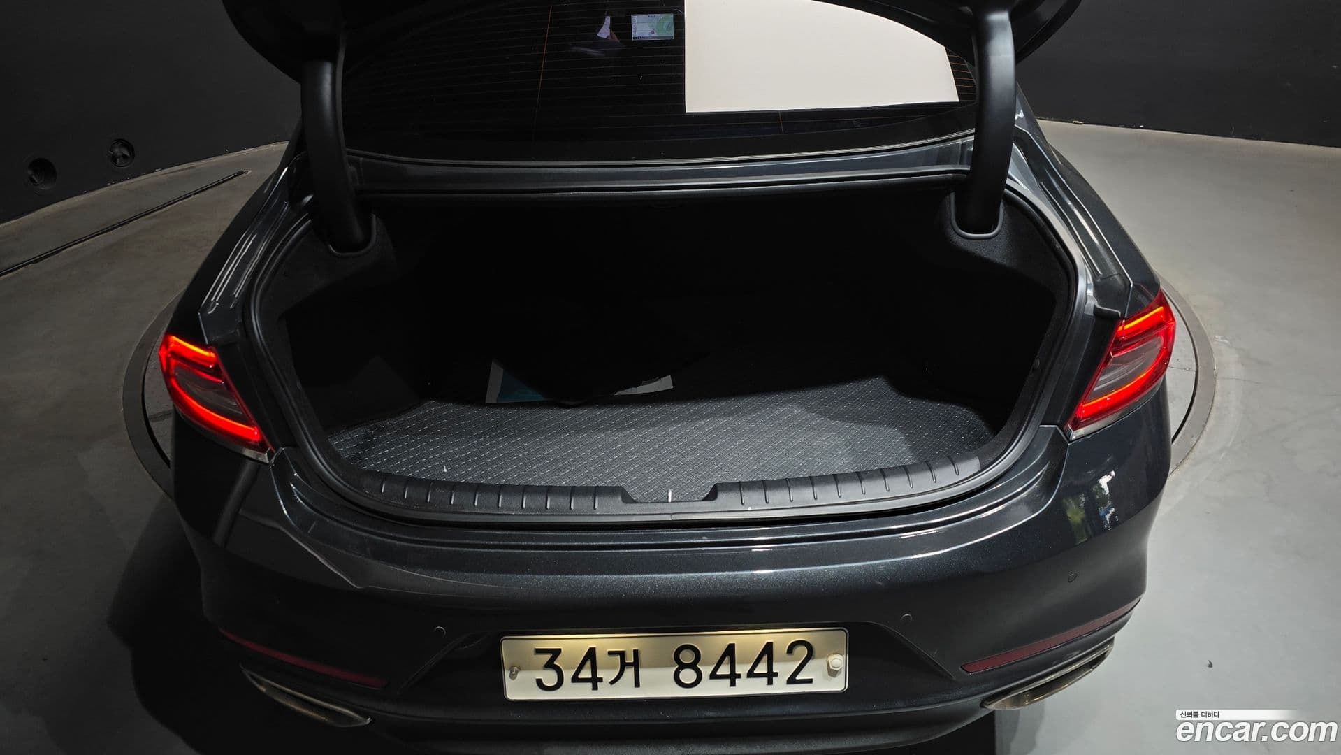 Main__Slider__Photo:Grandeur Hyundai 2018.1-29