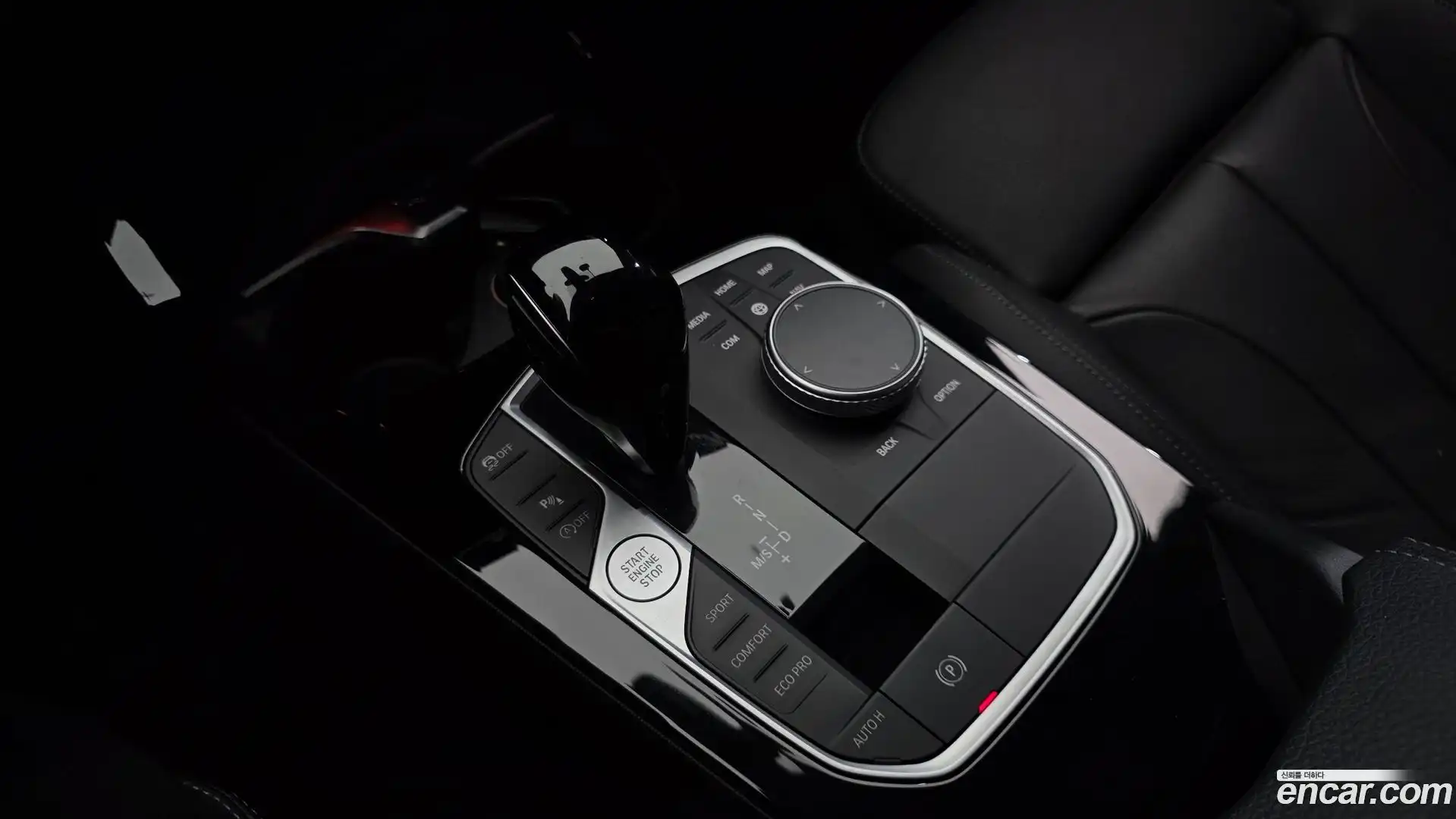 2-Series BMW 2022.4-INNER-009