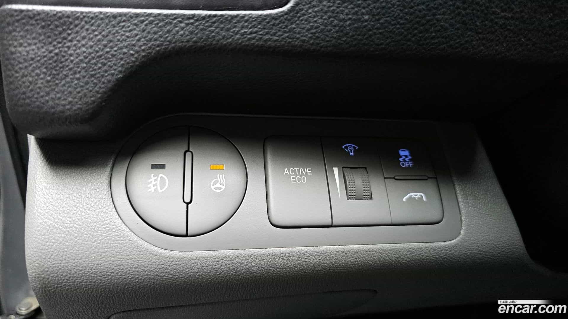 Starex Hyundai 2020.8-OPTION-023