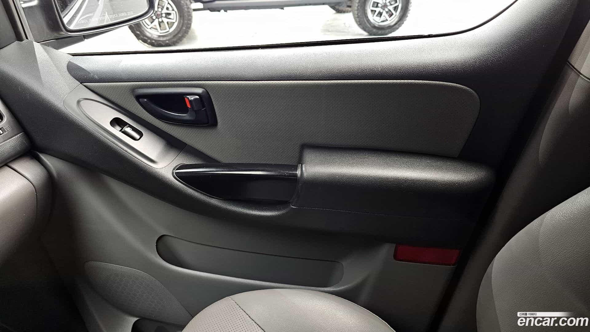 Starex Hyundai 2020.8-INNER-035