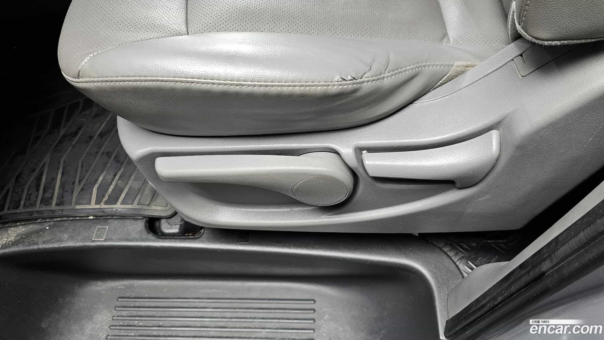 Starex Hyundai 2020.8-OPTION-043