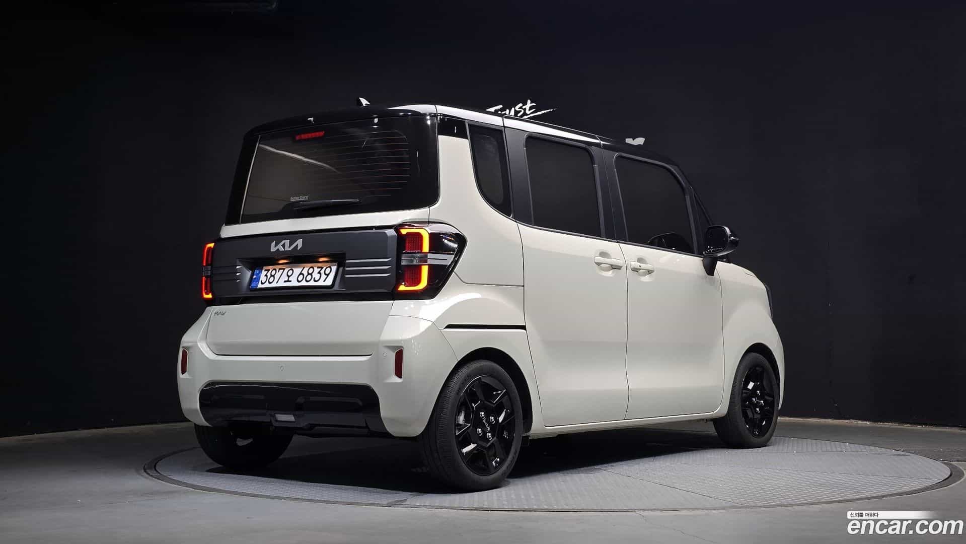 RAY Kia 2024.0-OUTER-002
