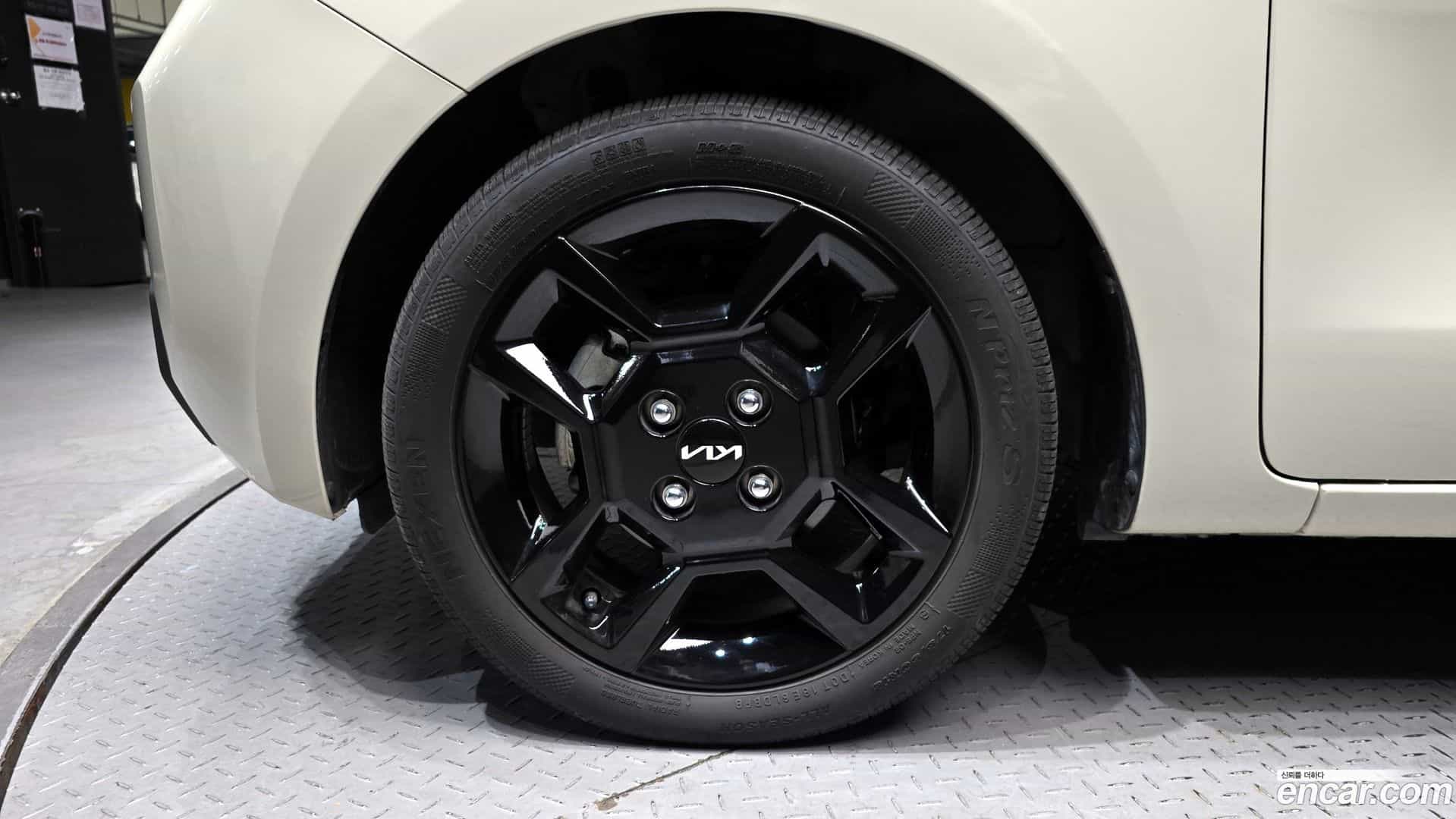 RAY Kia 2024.0-OUTER-005