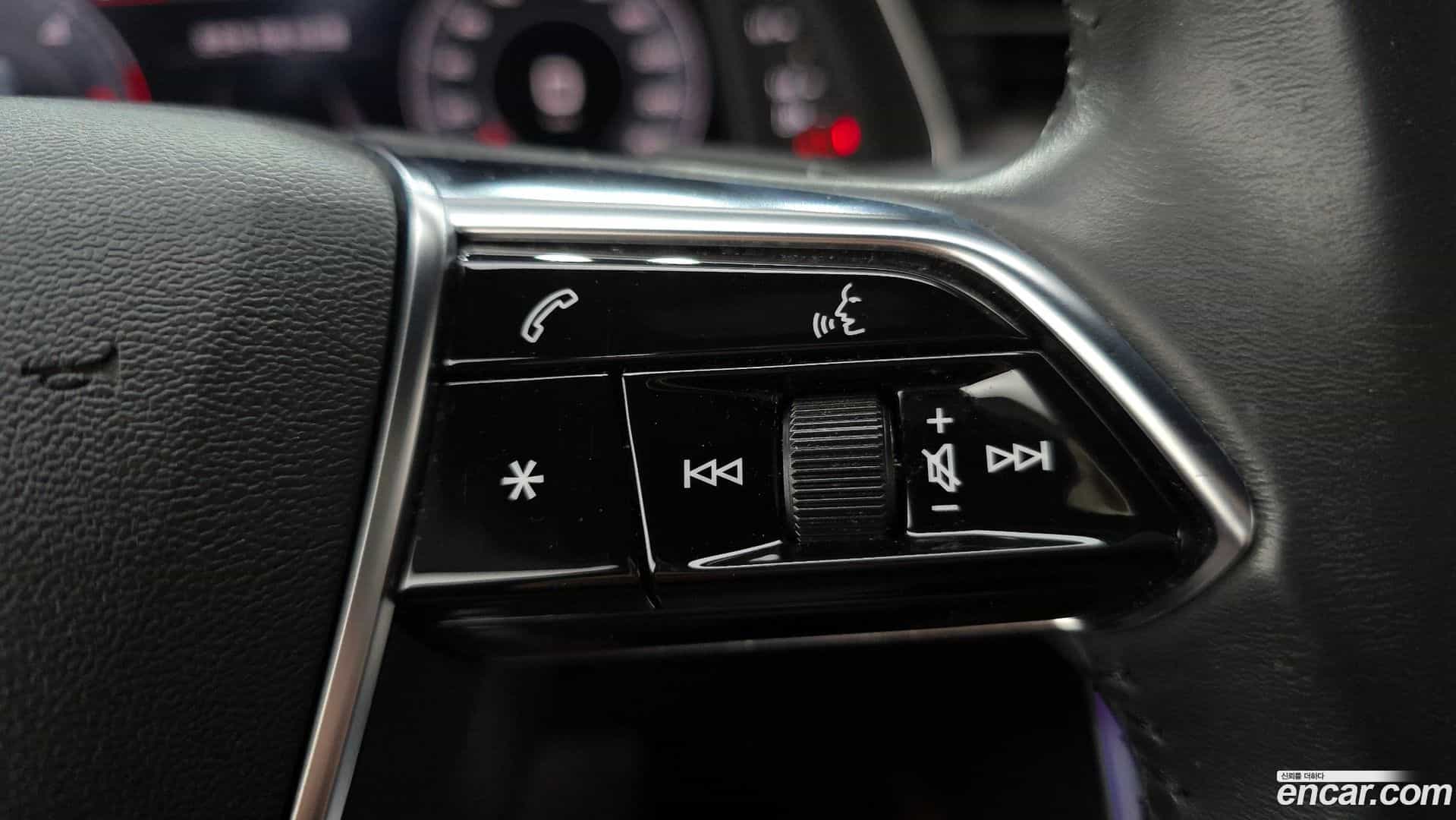 A6 Audi 2020.11-OPTION-022