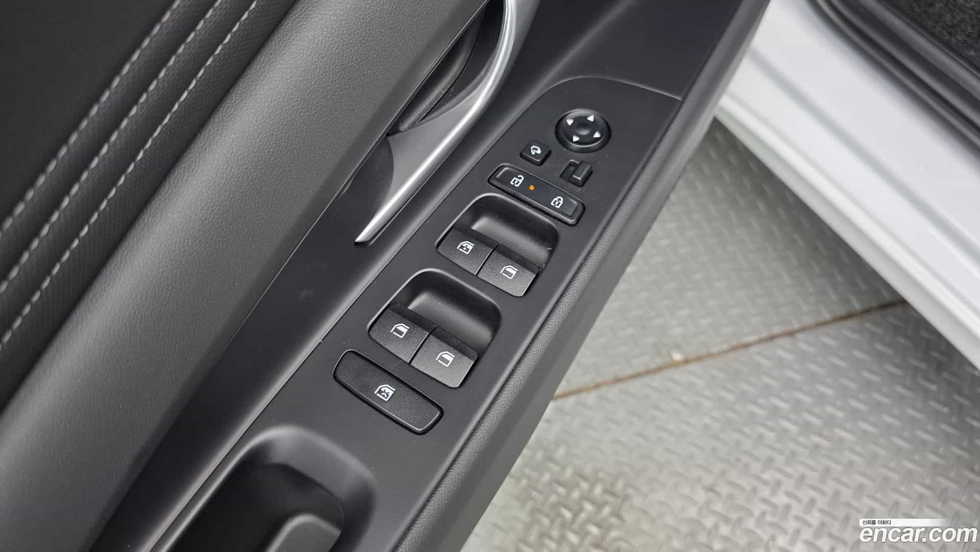 AVANTE Hyundai 2025.9-OPTION-015