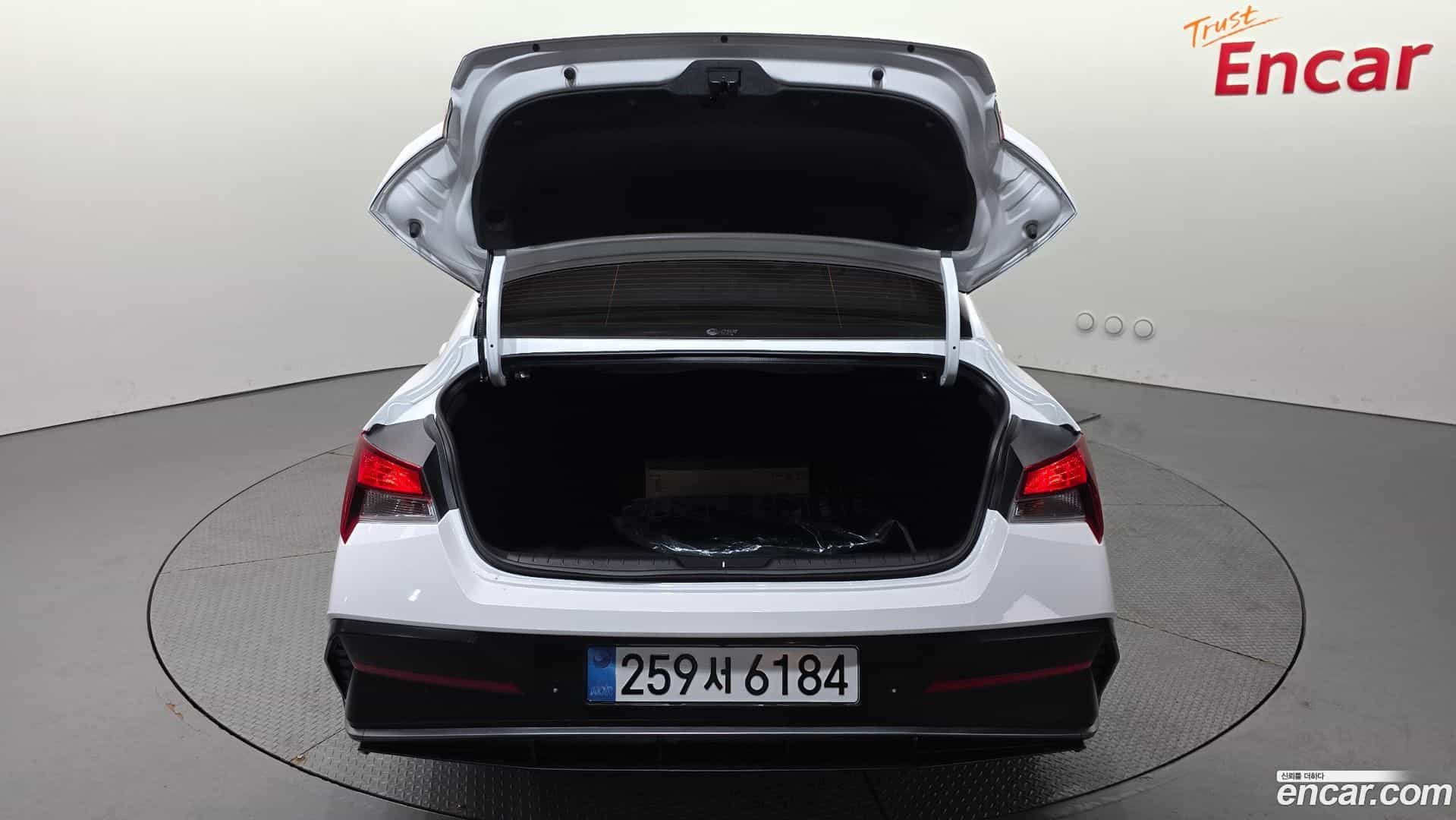 AVANTE Hyundai 2025.9-OPTION-023