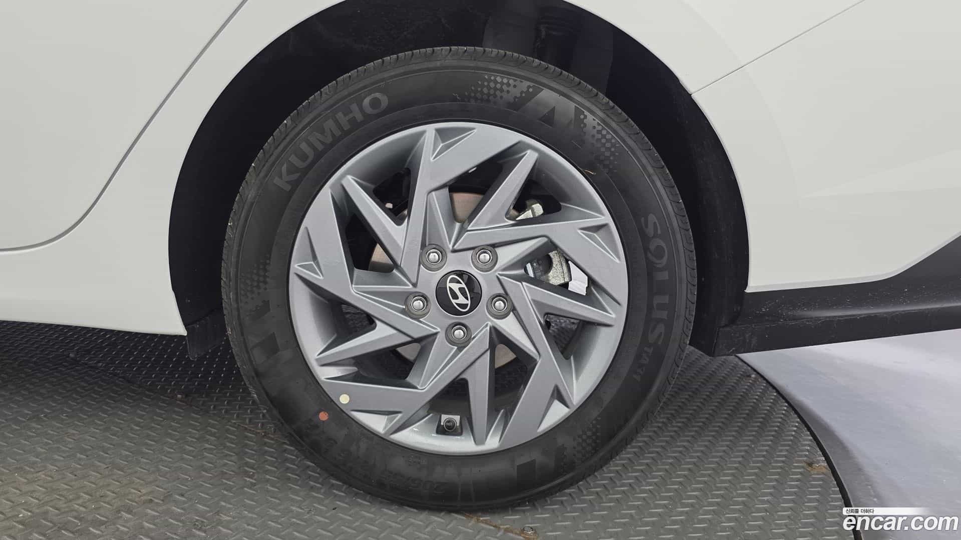 AVANTE Hyundai 2025.9-OUTER-031