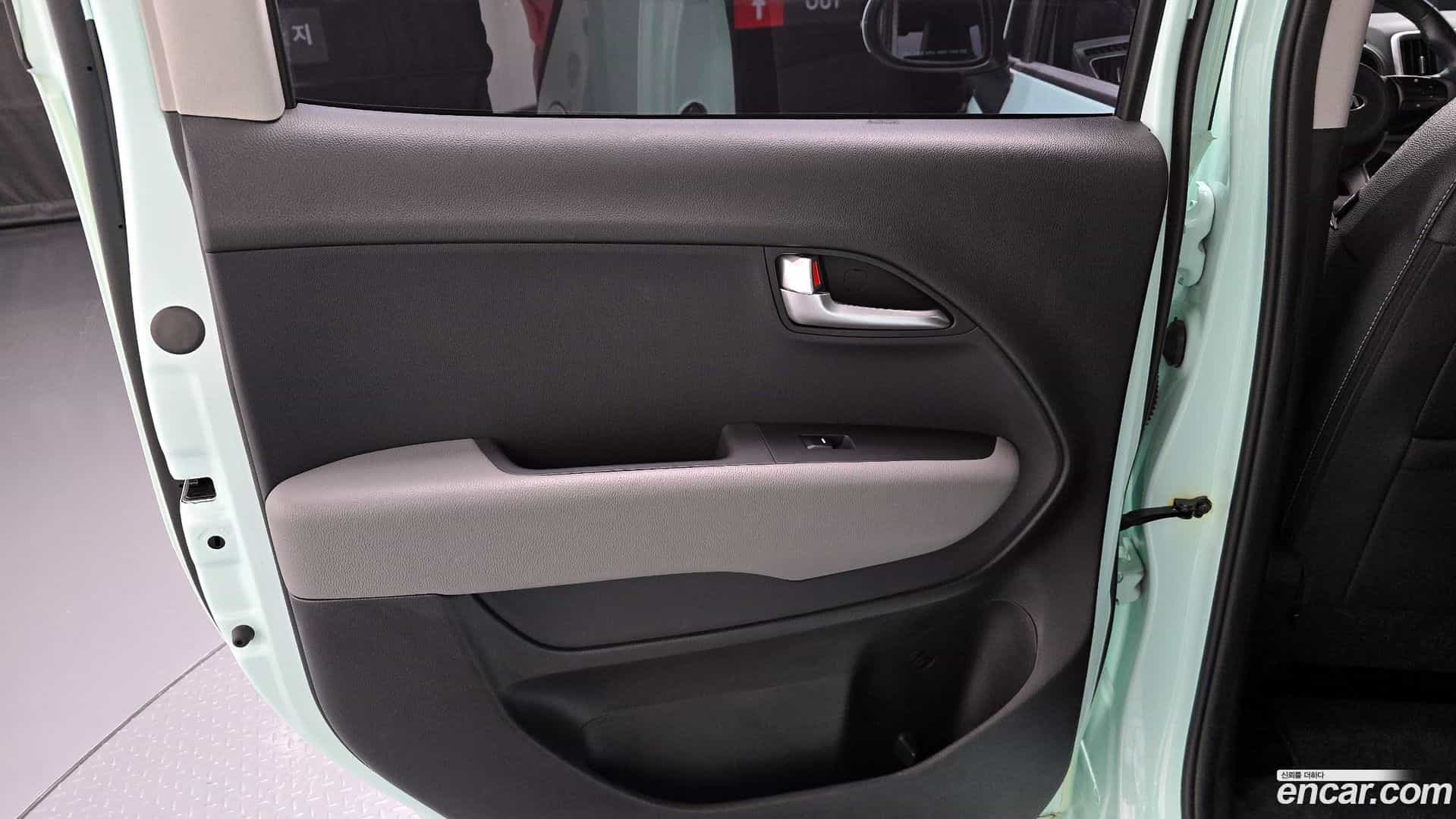 RAY Kia 2021.5-INNER-035