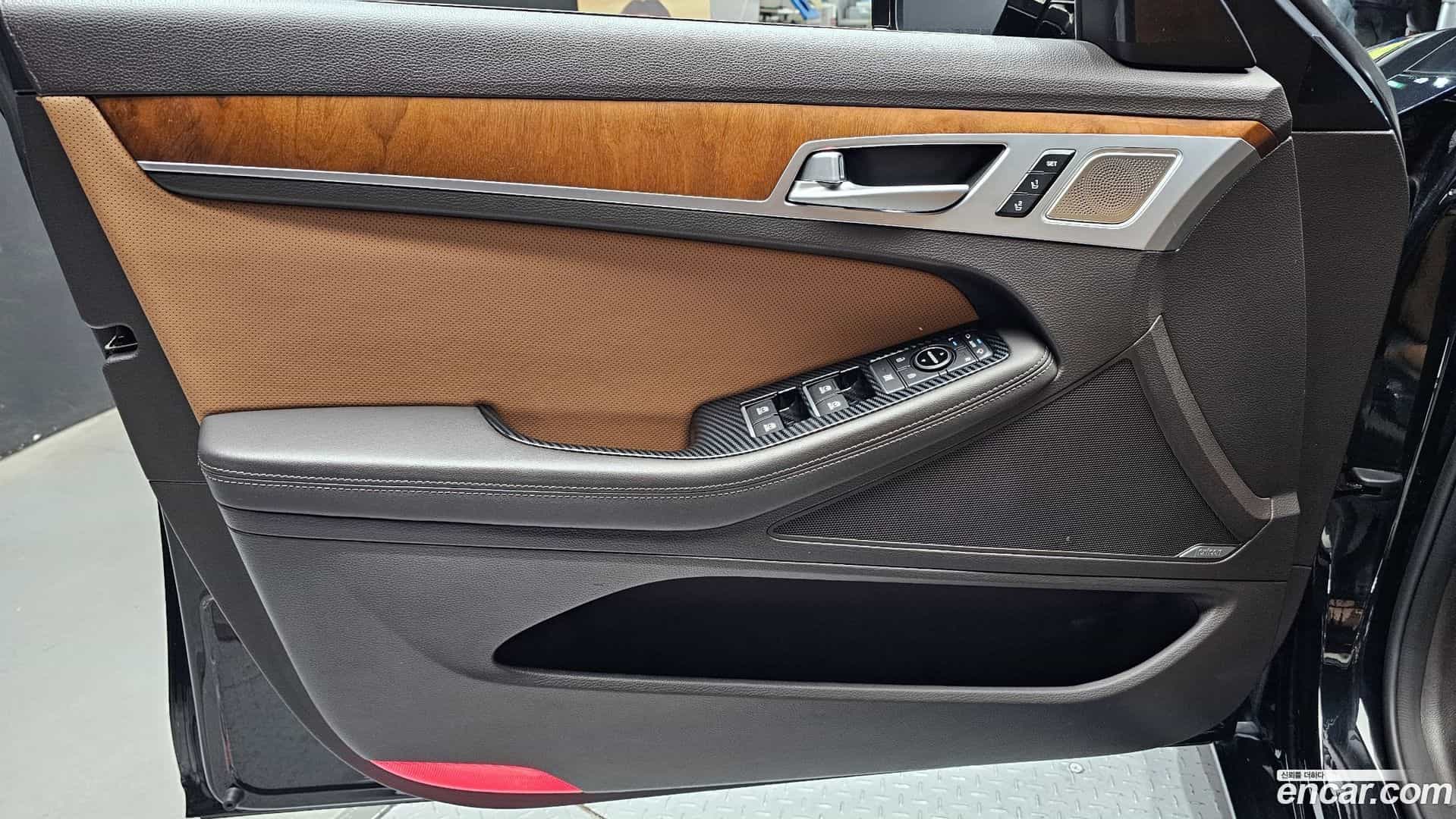 G80 Genesis 2016.11-INNER-034