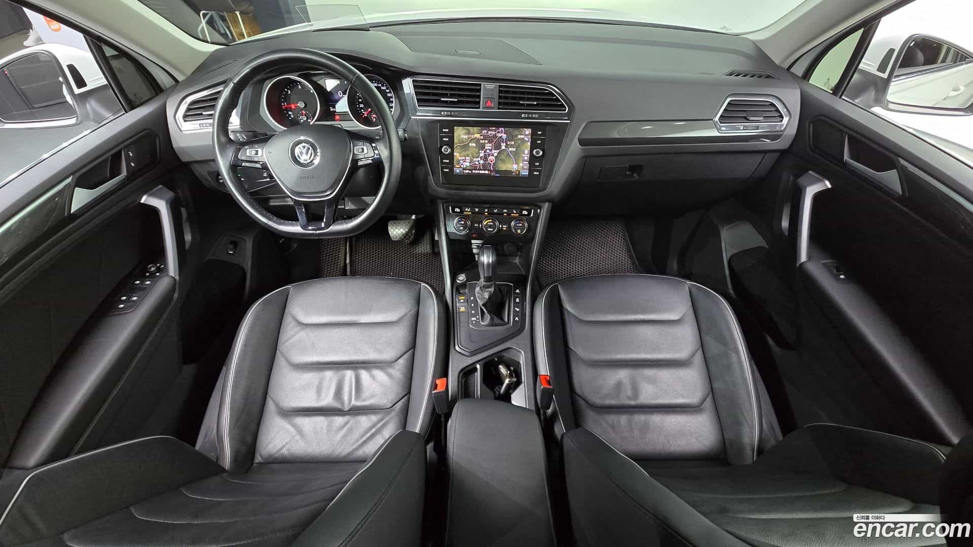 Tiguan Volkswagen 2020.3-INNER-007