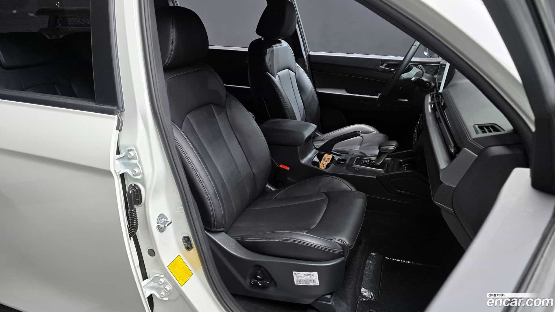 Musso KG Mobility 2025.10-OPTION-016
