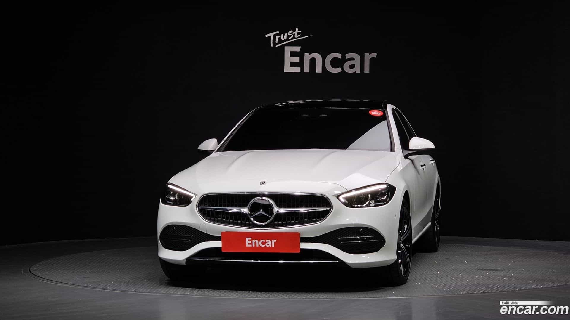 C-Class Mercedes-Benz 2023.9-OUTER-003