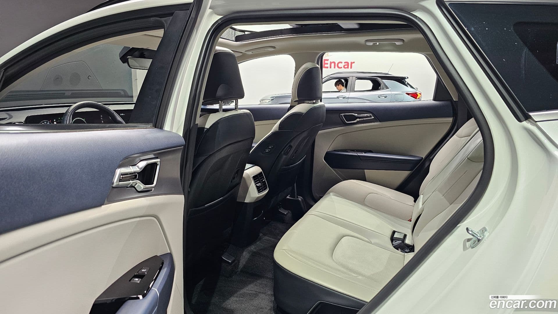 Main__Slider__Photo:Sportage Kia 2022.11-10