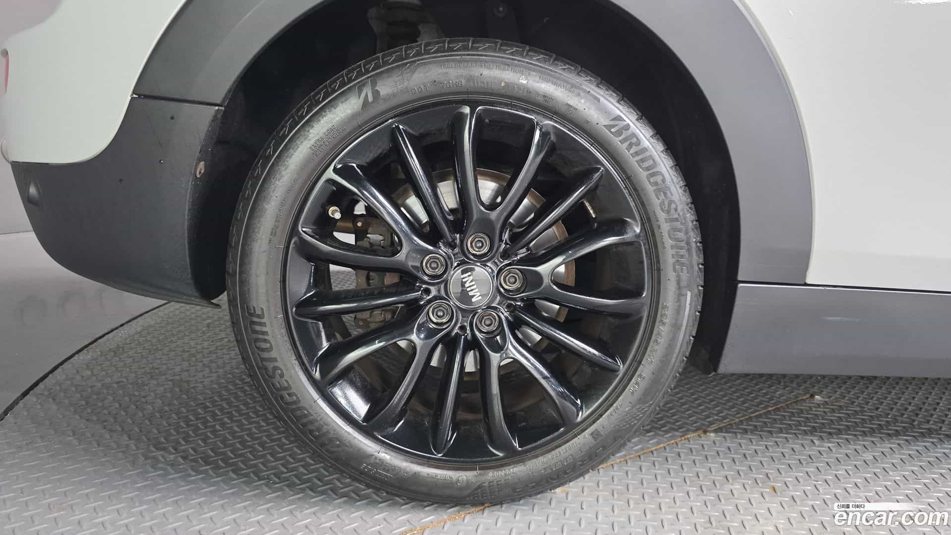 Clubman Mini 2022.6-OUTER-005