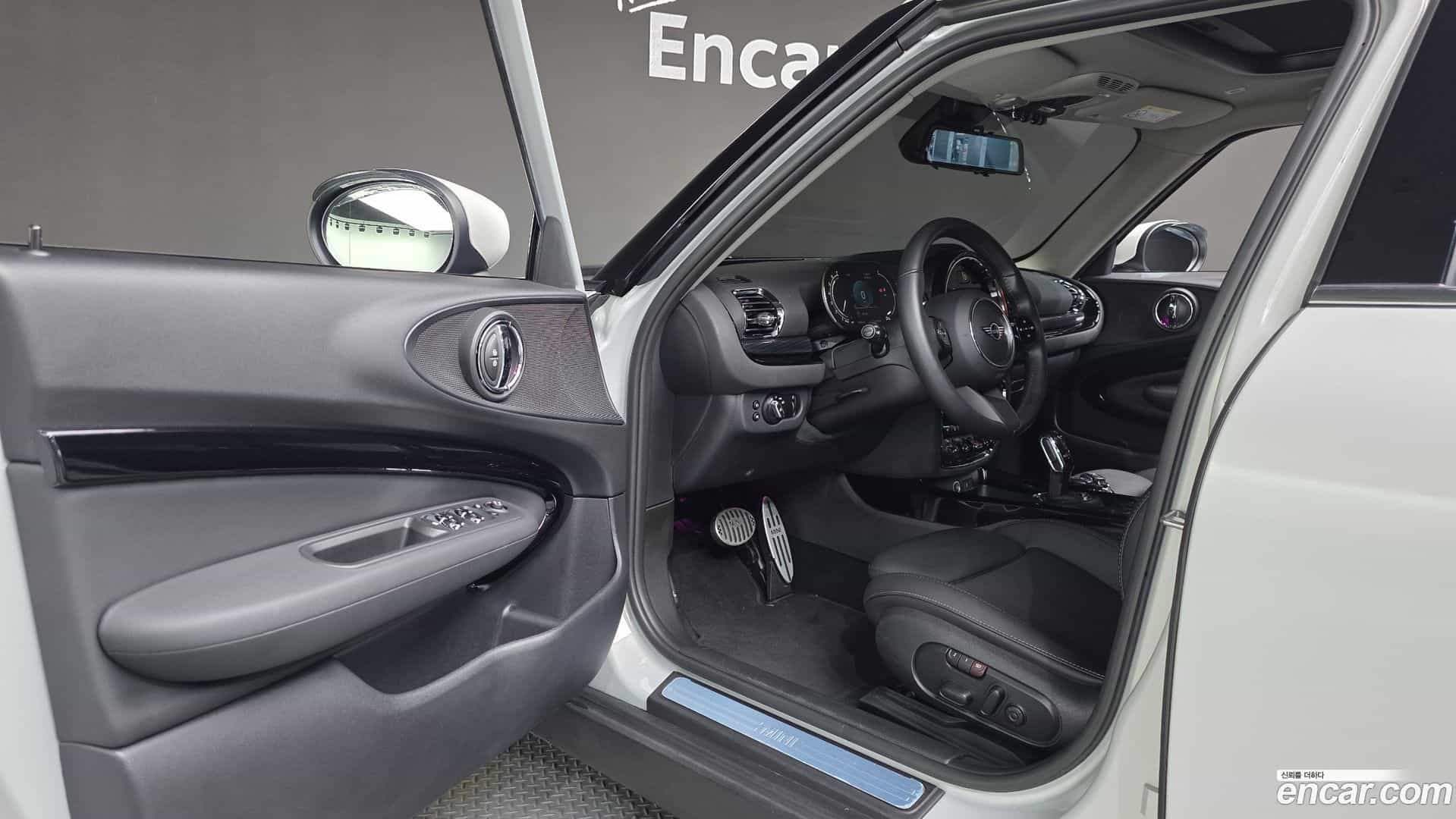 Clubman Mini 2022.6-INNER-010